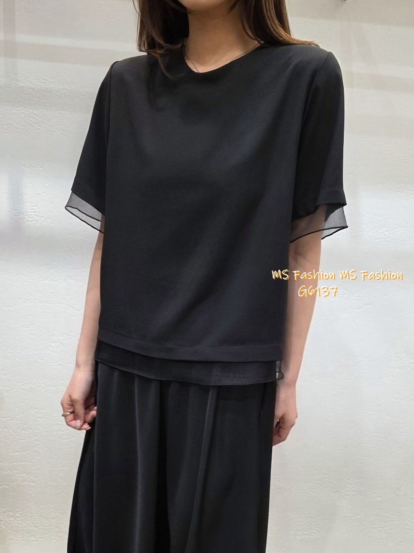 G6137 韓國🇰🇷靚料拼紗邊淨色top