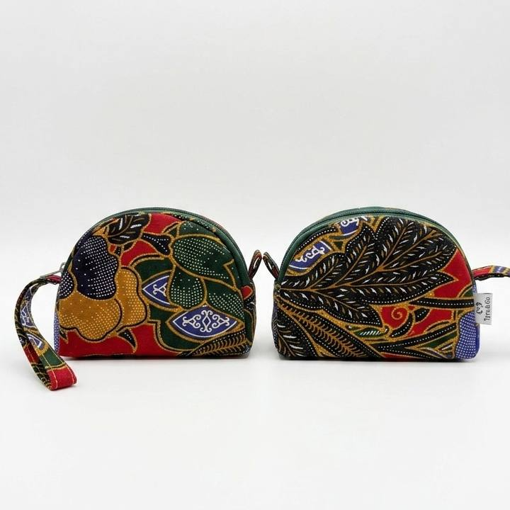 T020 - Batik Pouch 