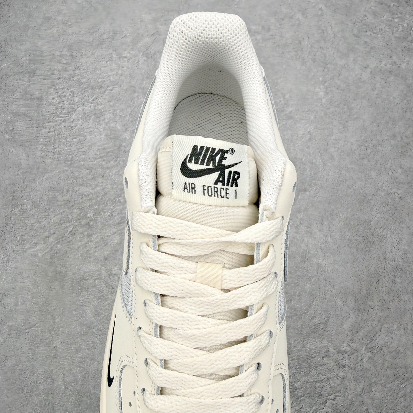 Nike Air Force 1 '07 LV8 IM6002-030