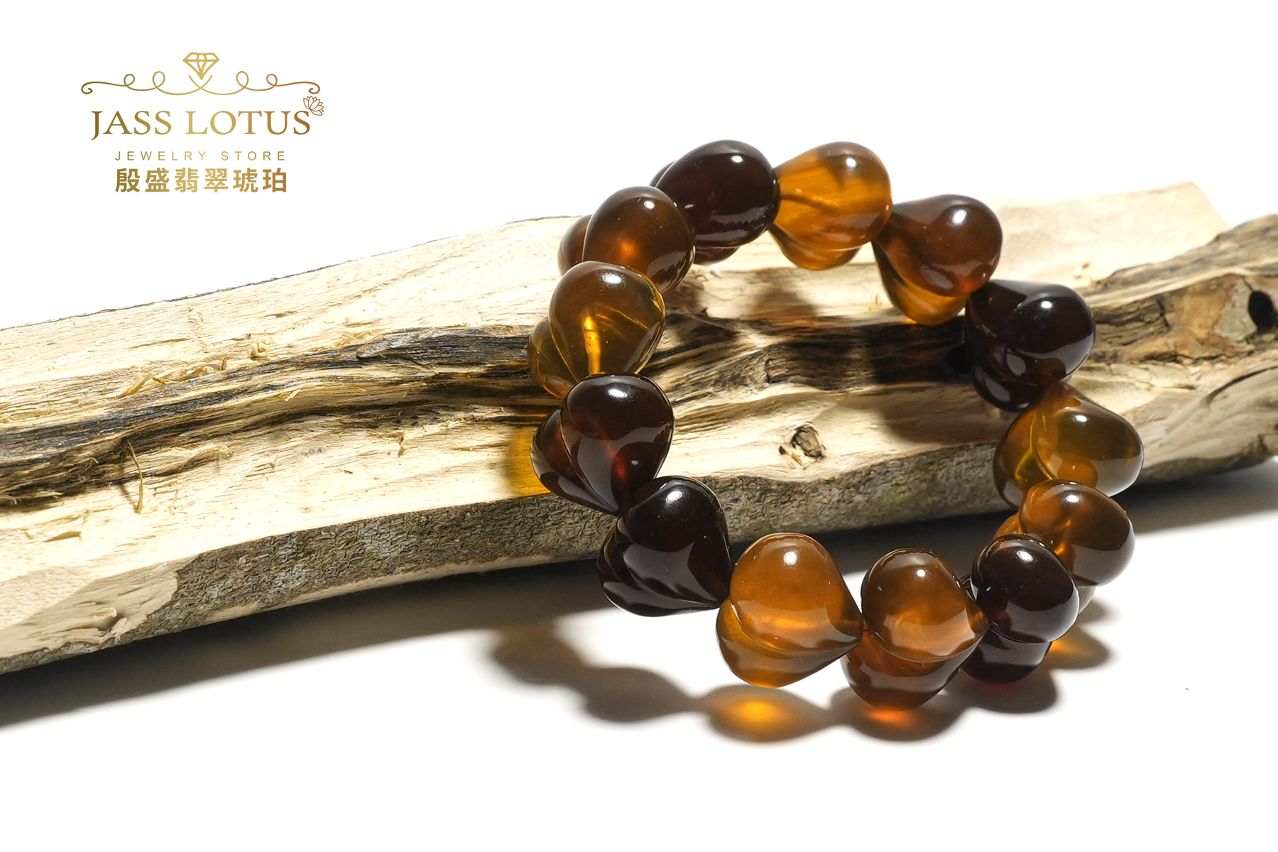 緬甸天然琥珀多寶立體心心手串