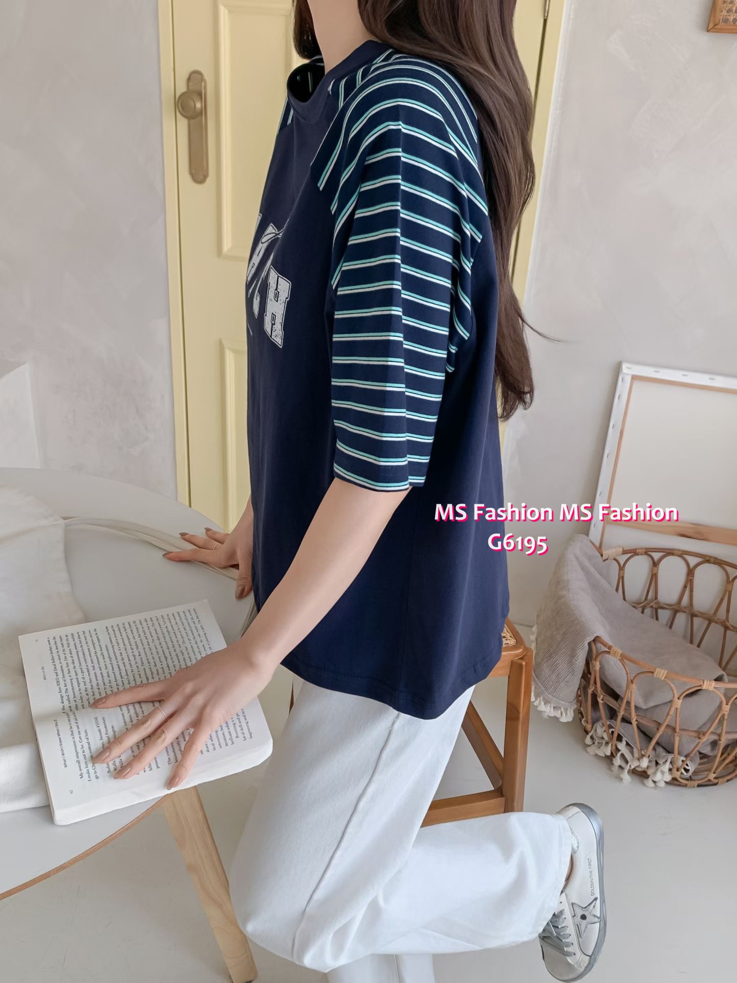 G6195 韓國🇰🇷條子袖字母top