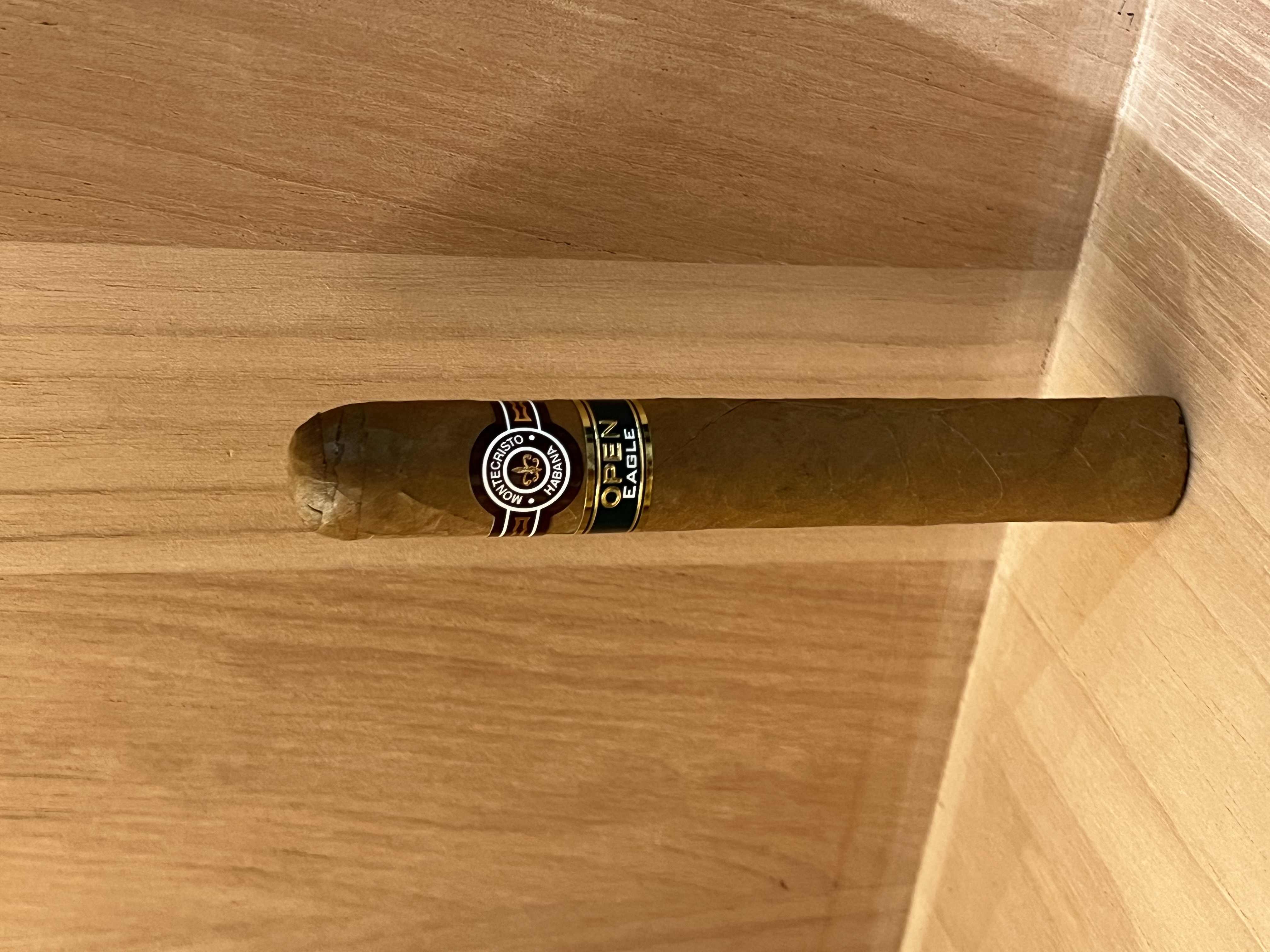 Montecristo蒙特 Open老鷹 （單支）