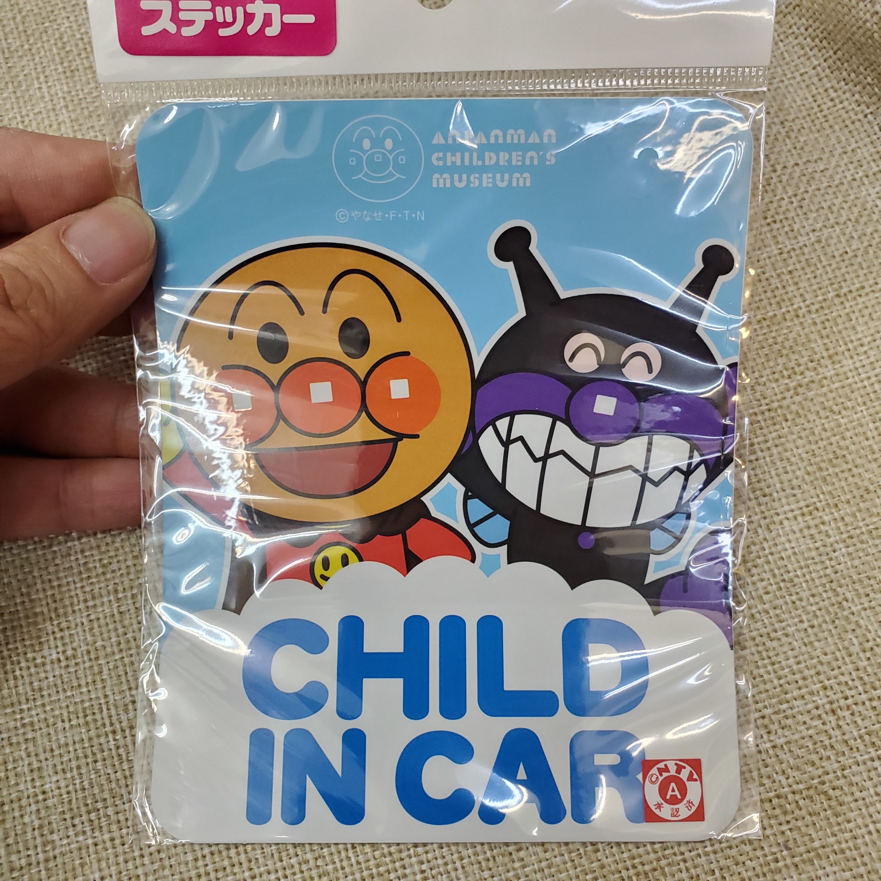 [現貨] [日本直送] 麵包超人 {車貼 TF315488}