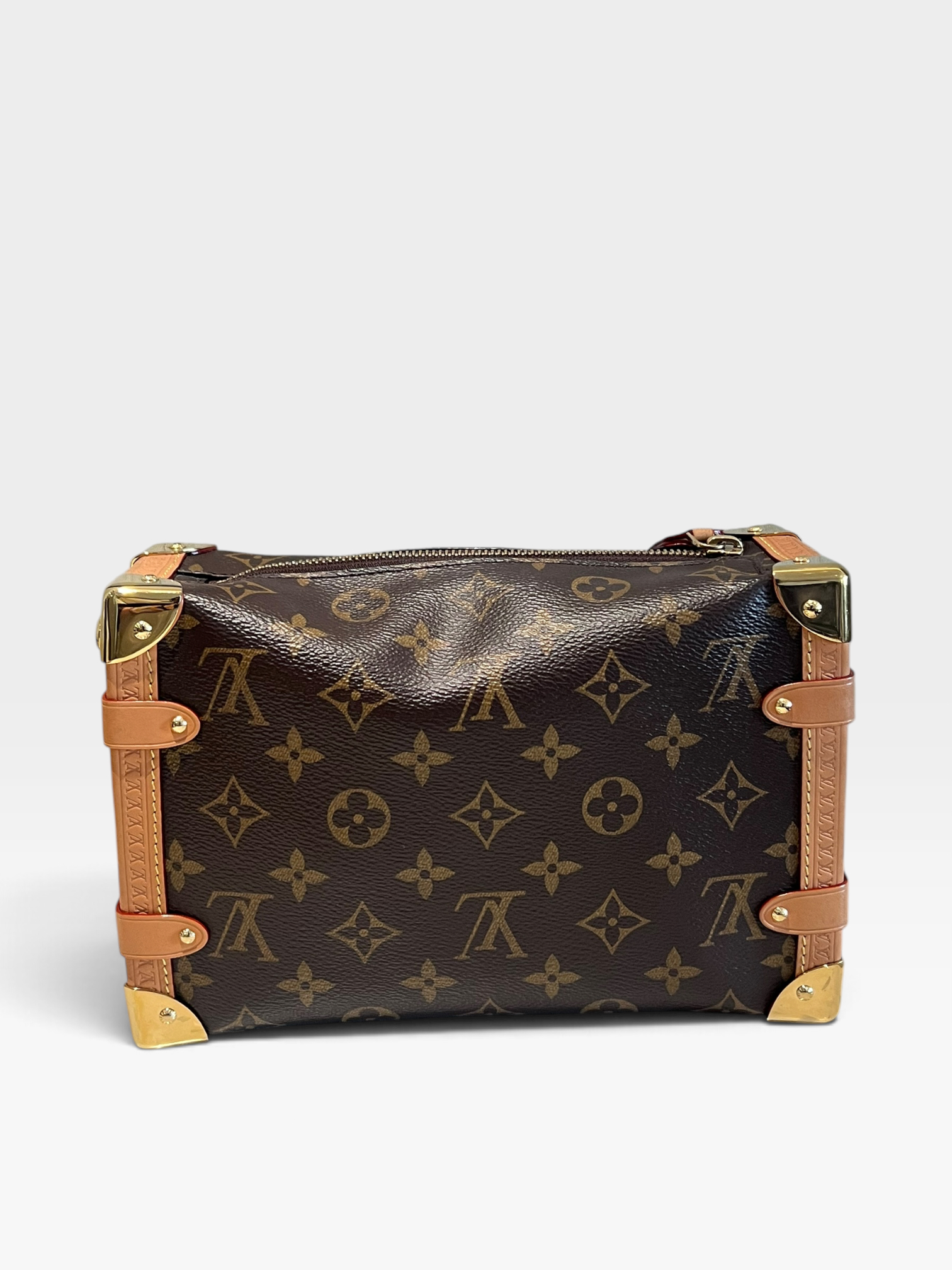 Pre-Owned LV Side Trunk Bag / Product Code: 091807