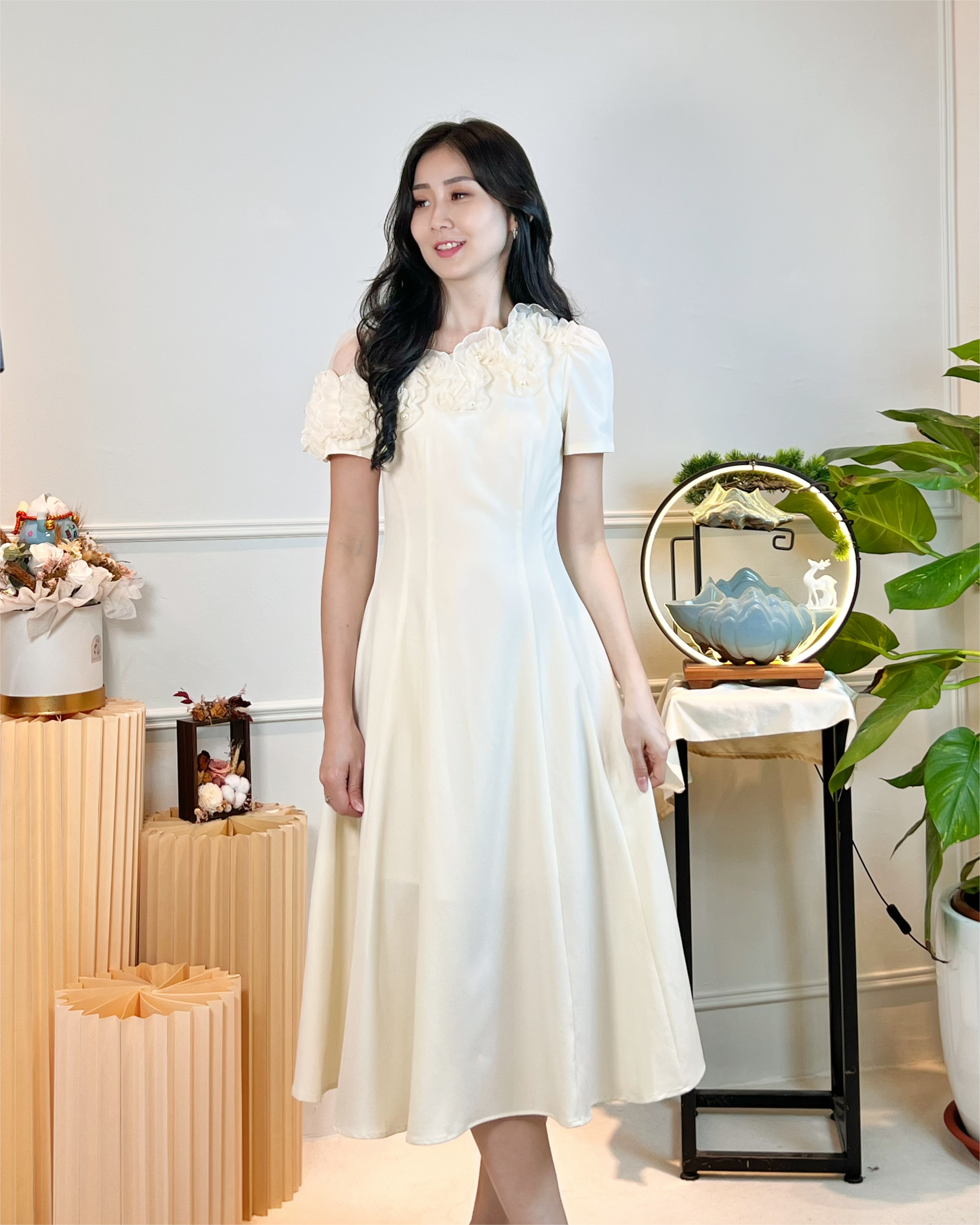 5093 3D Floral Chiffon Appliqué Midi Dress