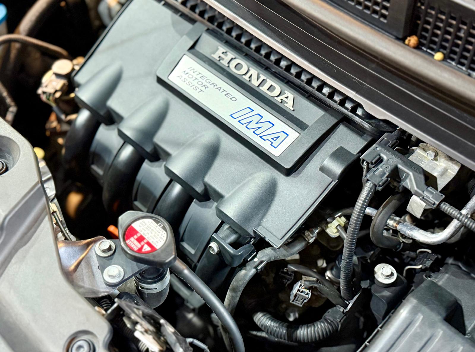 Honda Freed SPIKE Hybrid 2013
