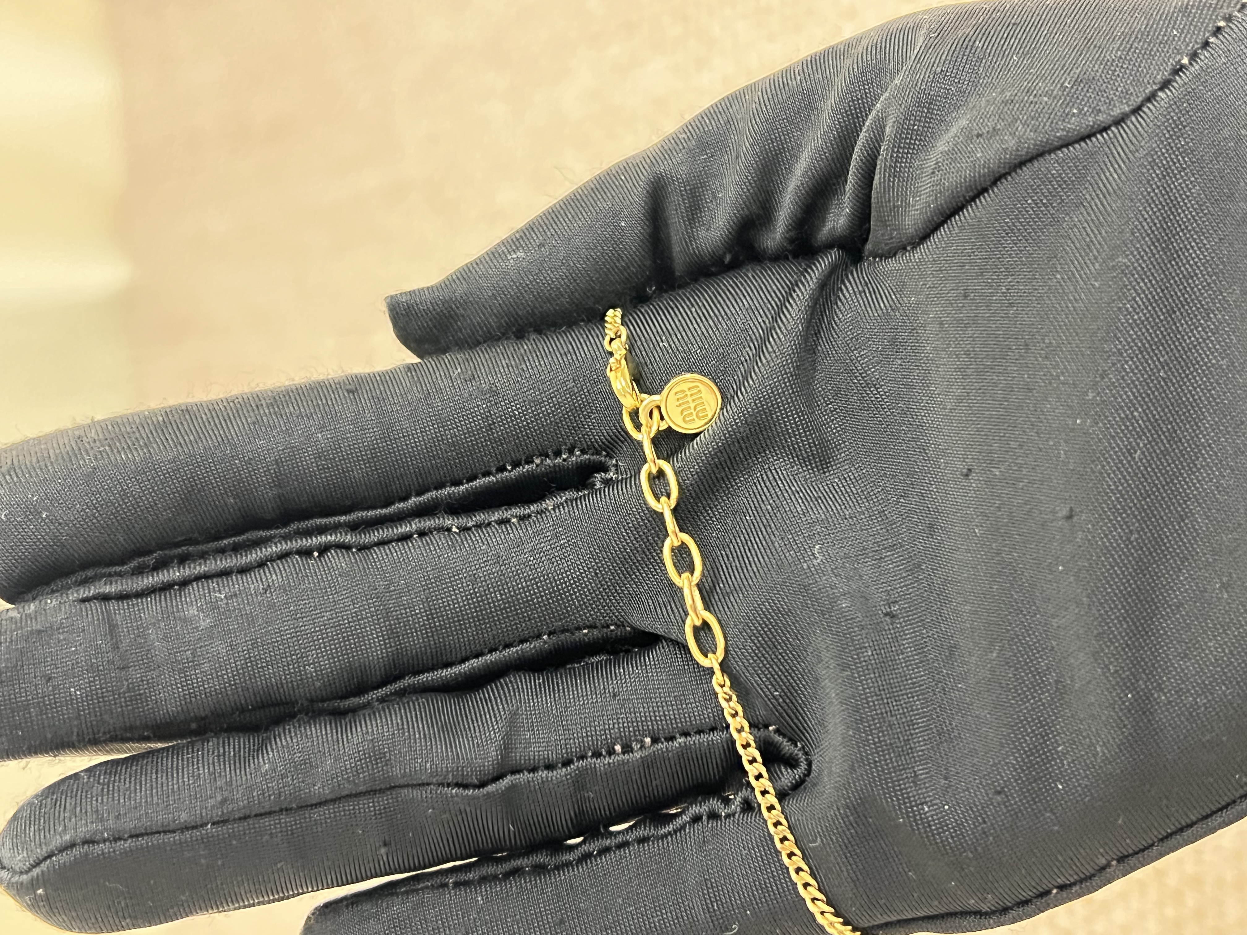 Pre-owned Miumiu Heart Bracelet / Product Code: 26043009