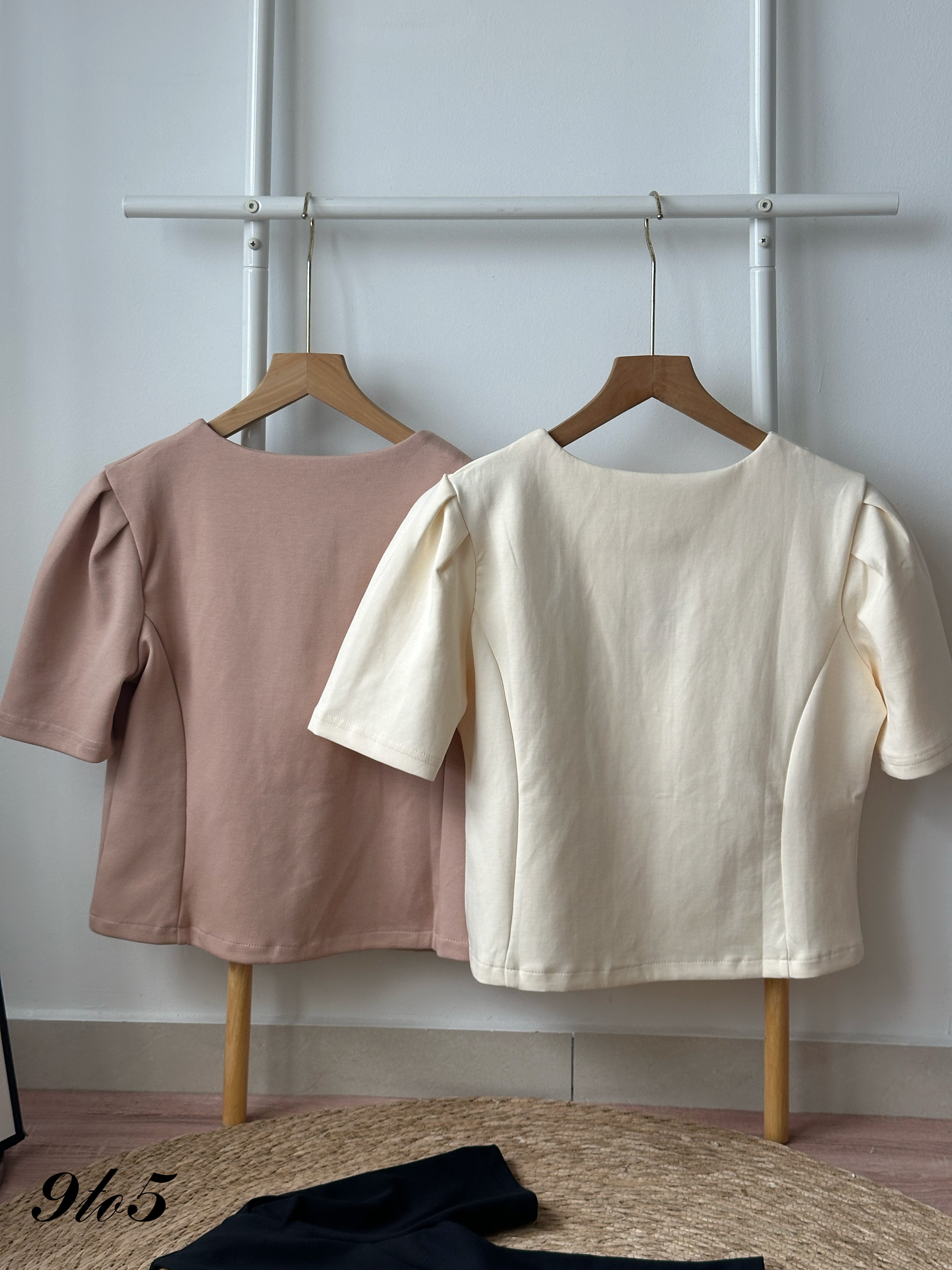 T4321 Puff Sleeve Round Neck Blouse - 3 Colors