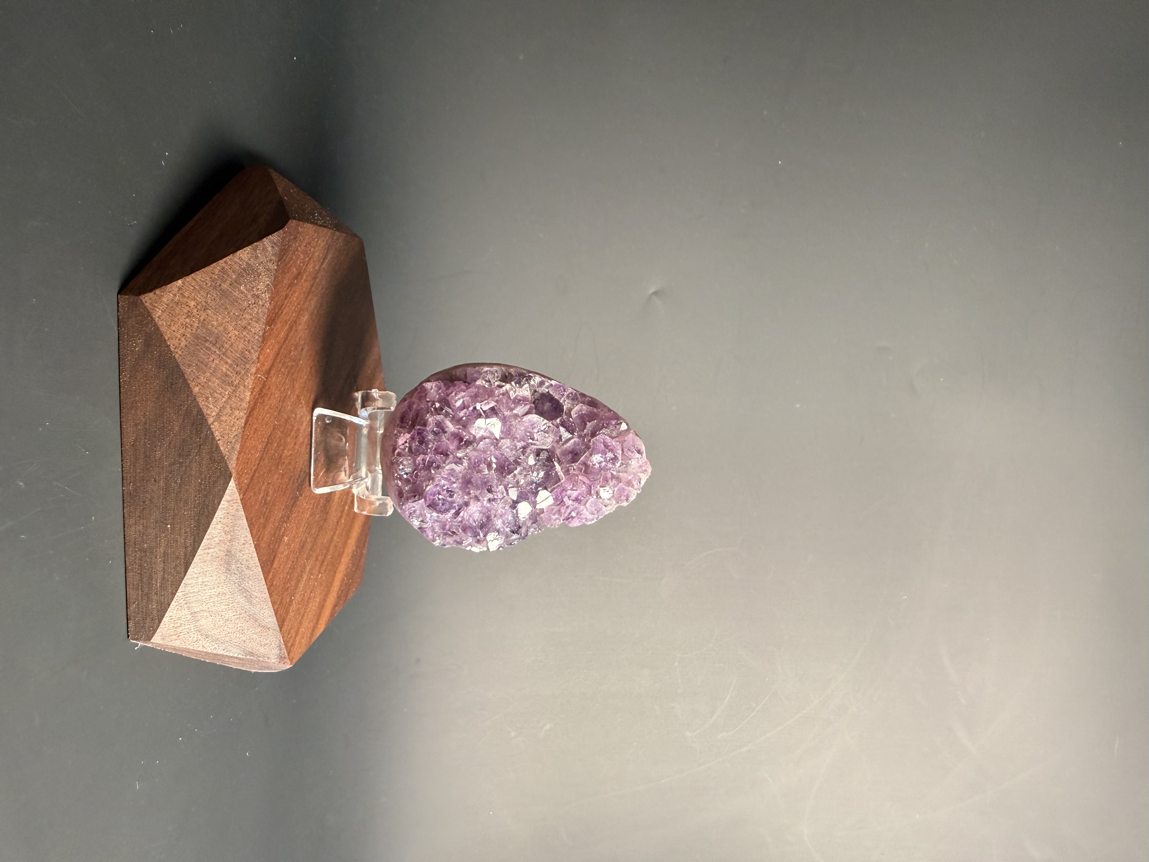 紫晶恐龍蛋擺件連底架 （闊43.3mm； 高64.6mm）