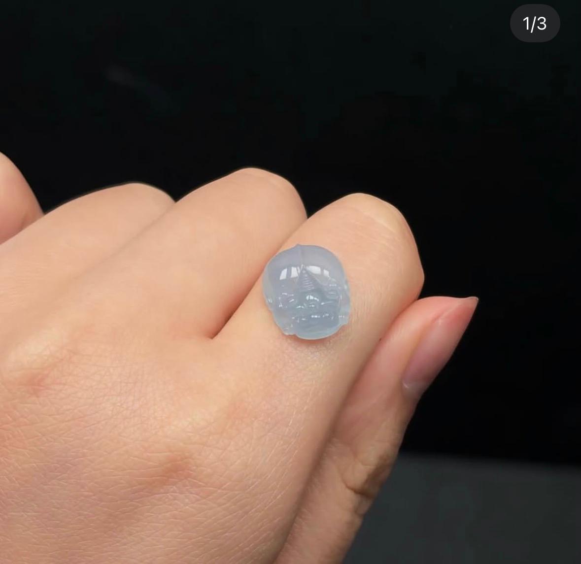 冰種天空藍翡翠貔貅