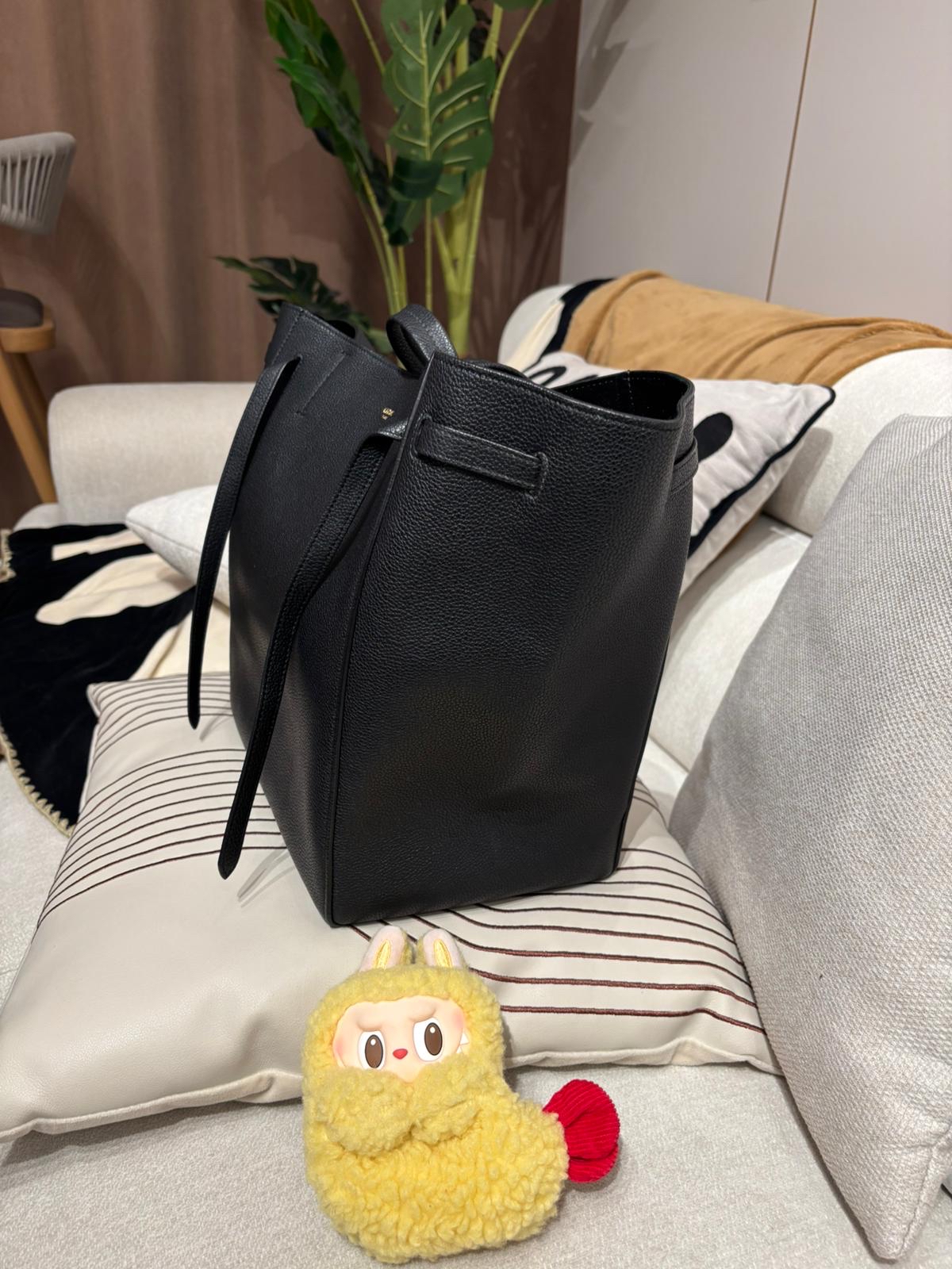 Celine Cabas Phantom small Tote Bag Calfskin 黑色牛皮皮革肩背袋 100%Authentic, 95%New ✅Dust bag