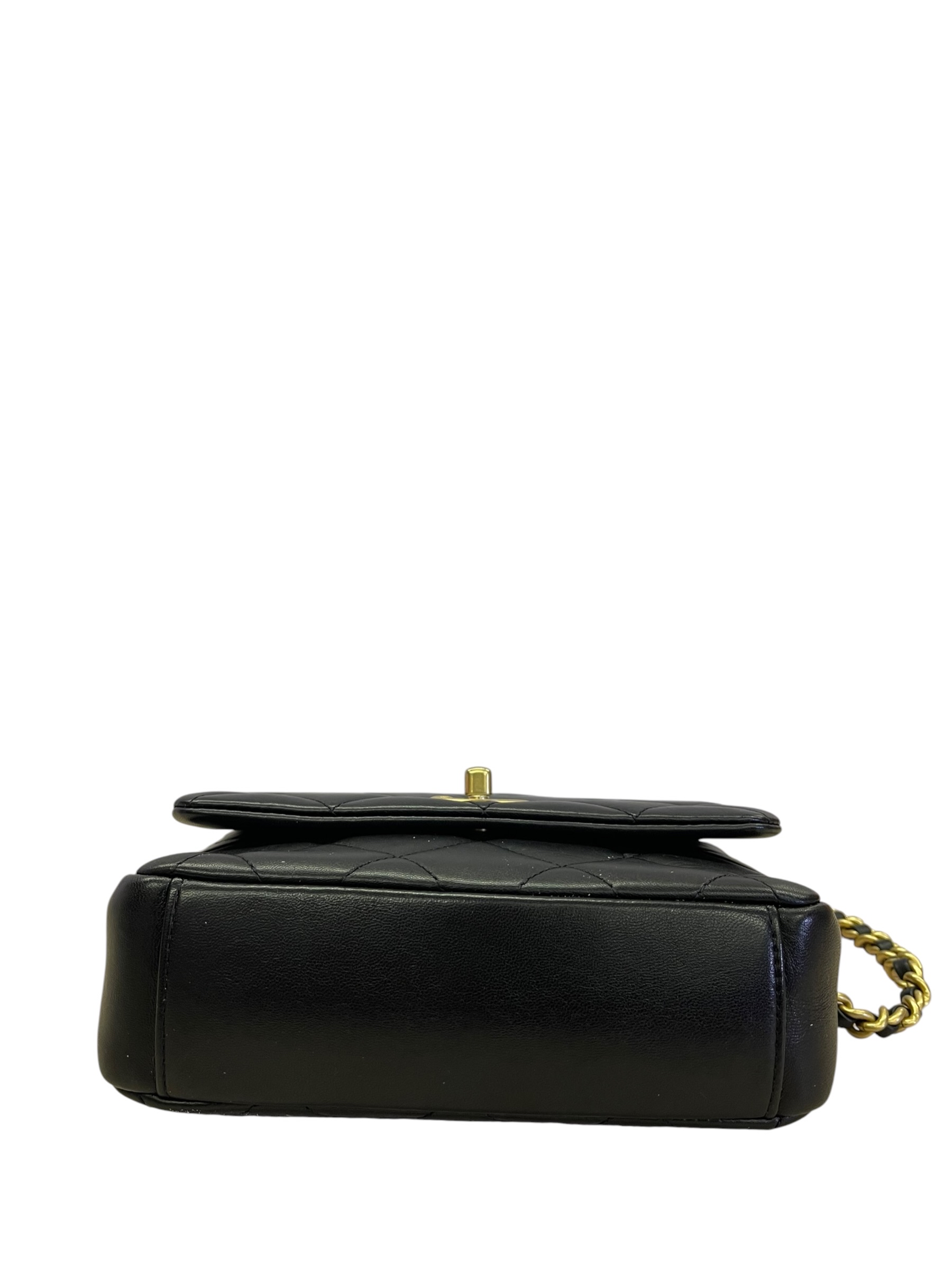 Pre-Owned CHANEL Flap Bag / Product Code: 082707