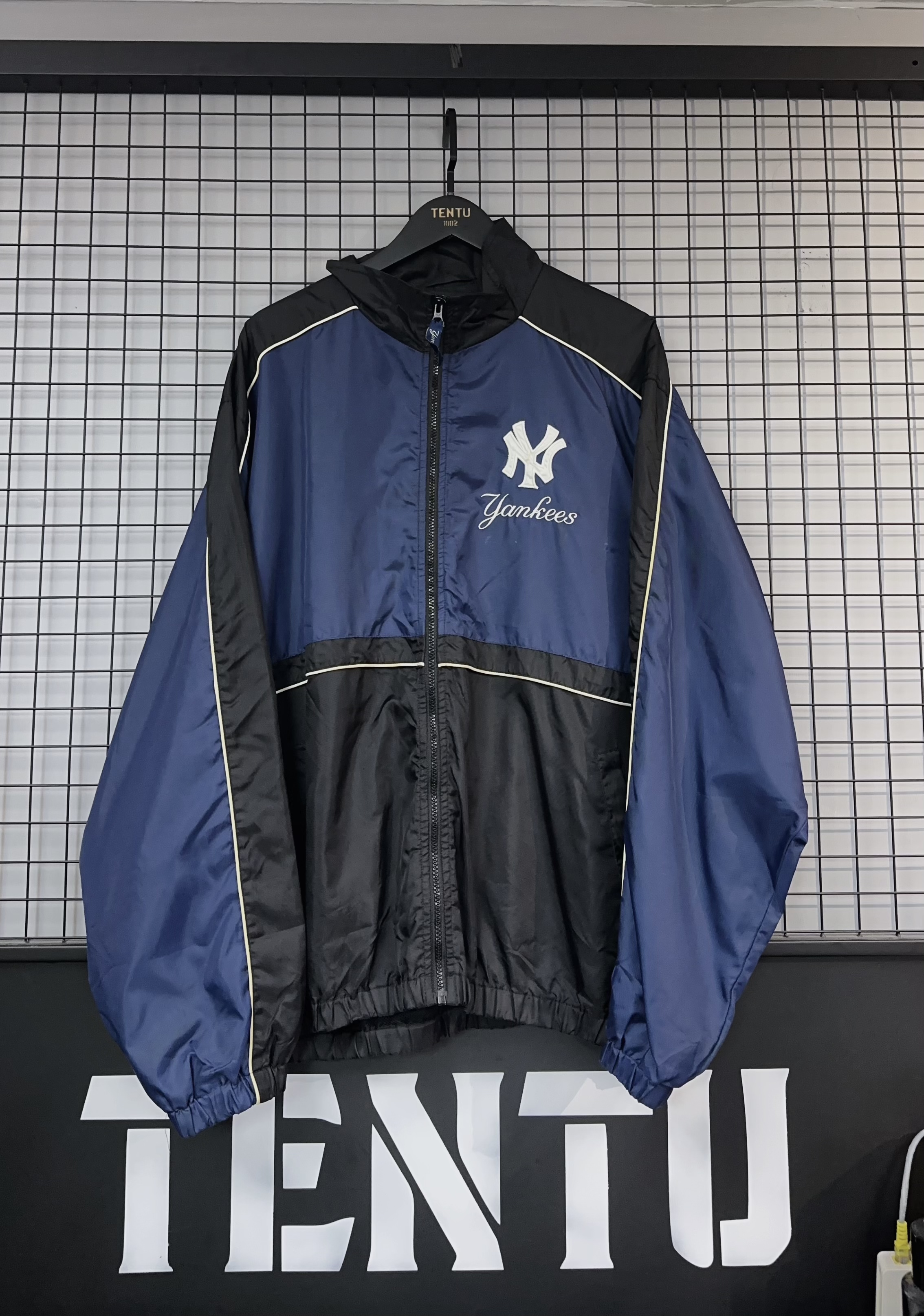 MLB Jacket - XL