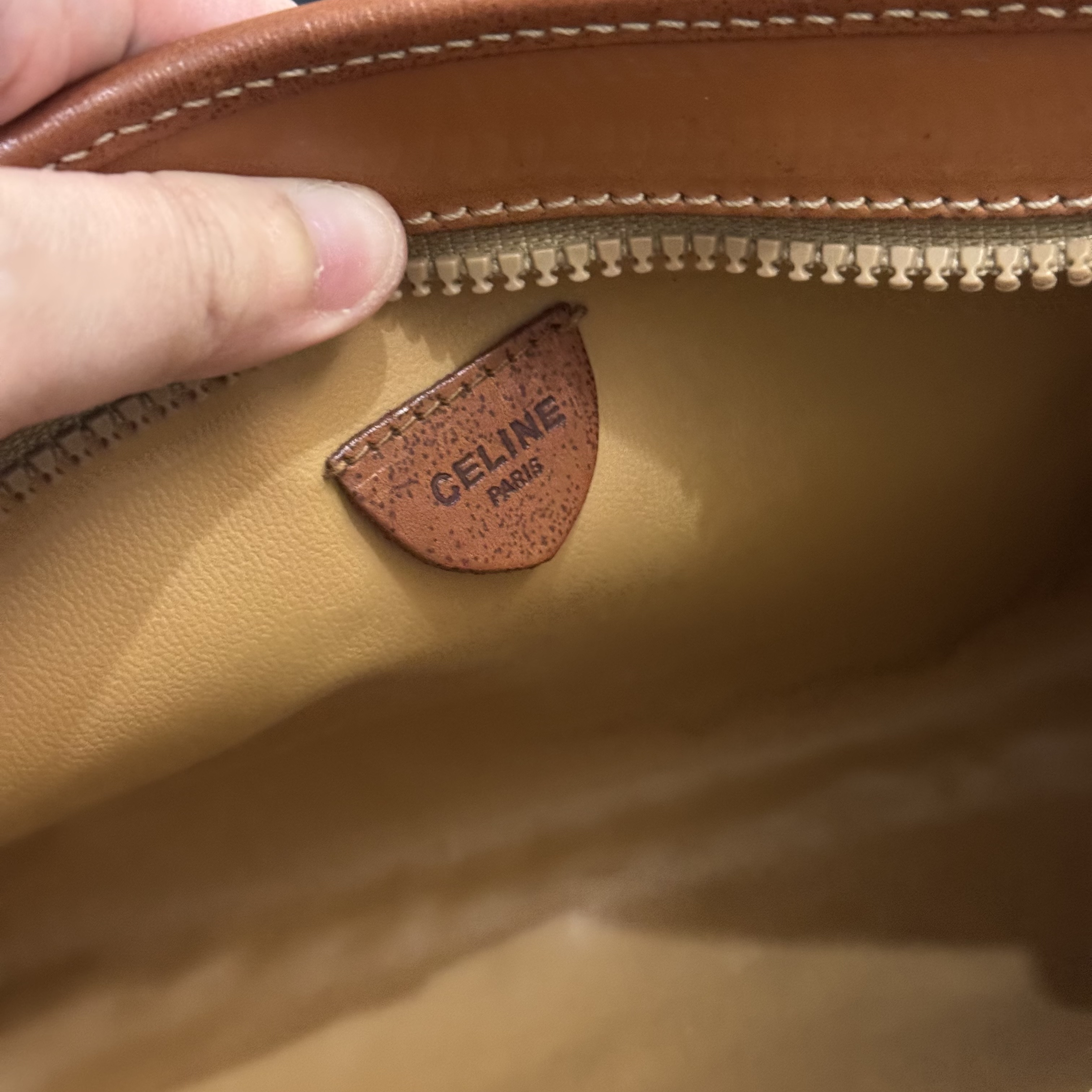 𝐂𝐞𝐥𝐢𝐧𝐞 𝐌𝐚𝐜𝐚𝐝𝐚𝐦 𝐏𝐨𝐮𝐜𝐡 𝐁𝐚𝐠 🐻