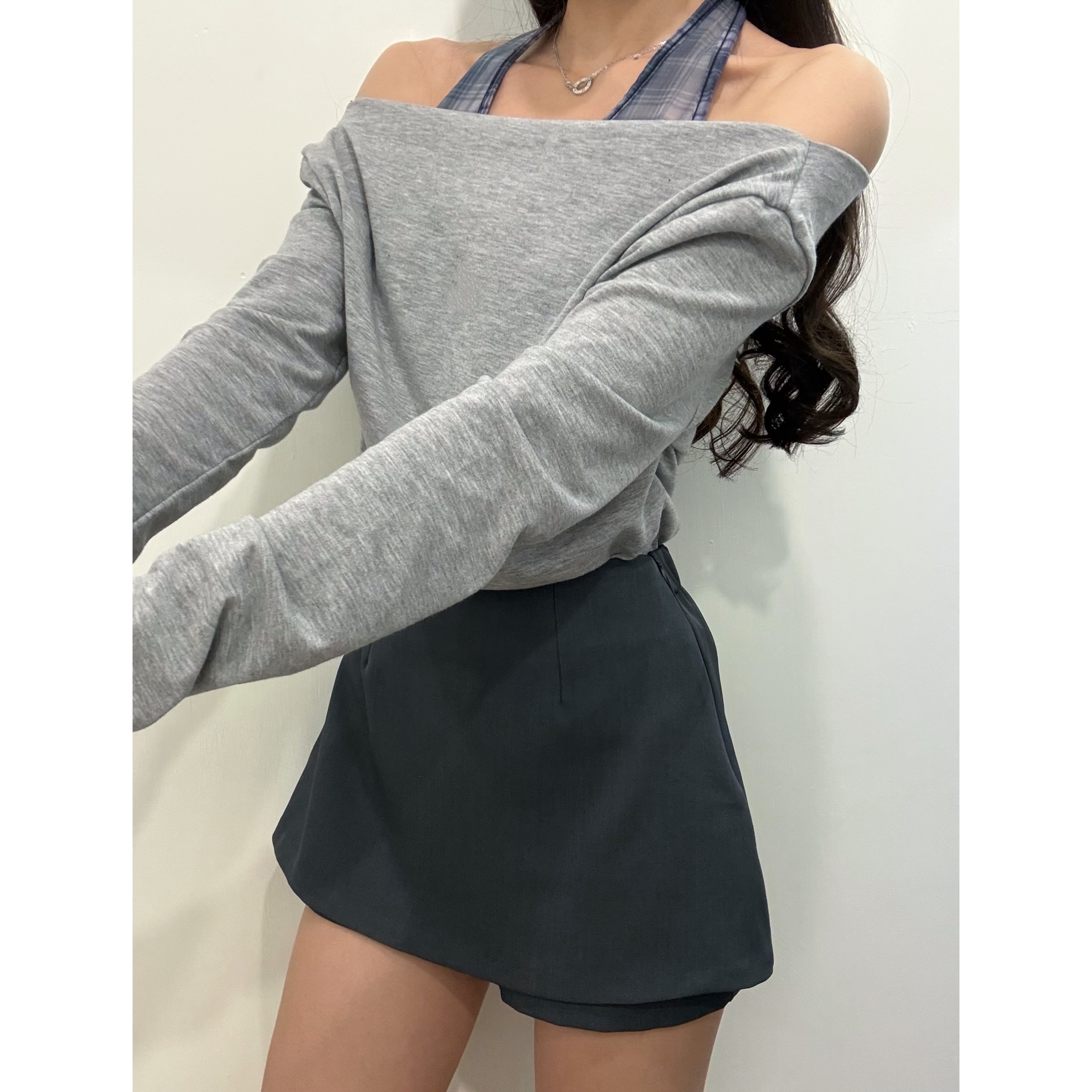 新品價及新年前收貨2月3號8PM截單💛《SHEER PLAID SPLICE LS TOP》 2602F