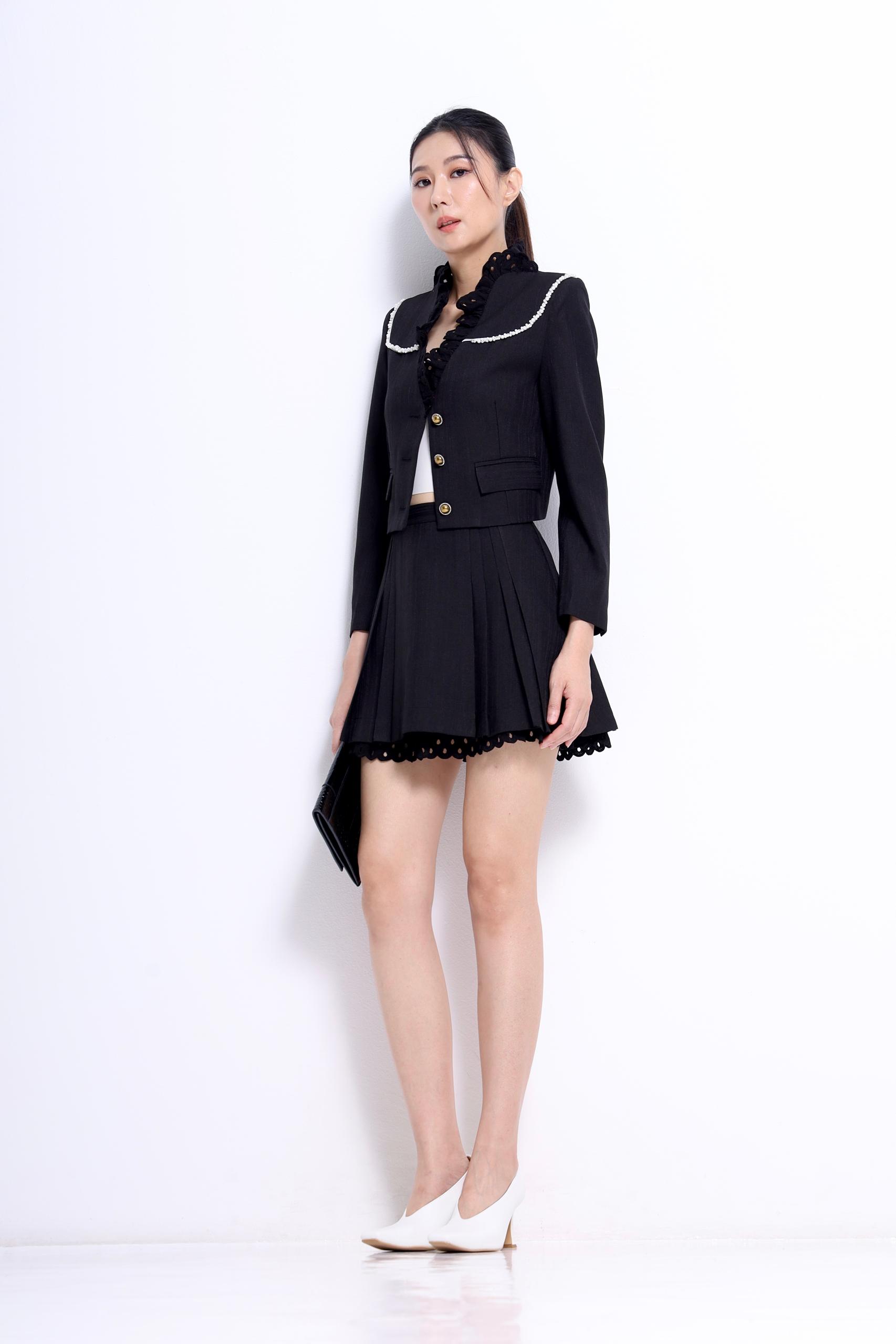 CB2741 Amélie Lace Collar Tailored Jacket