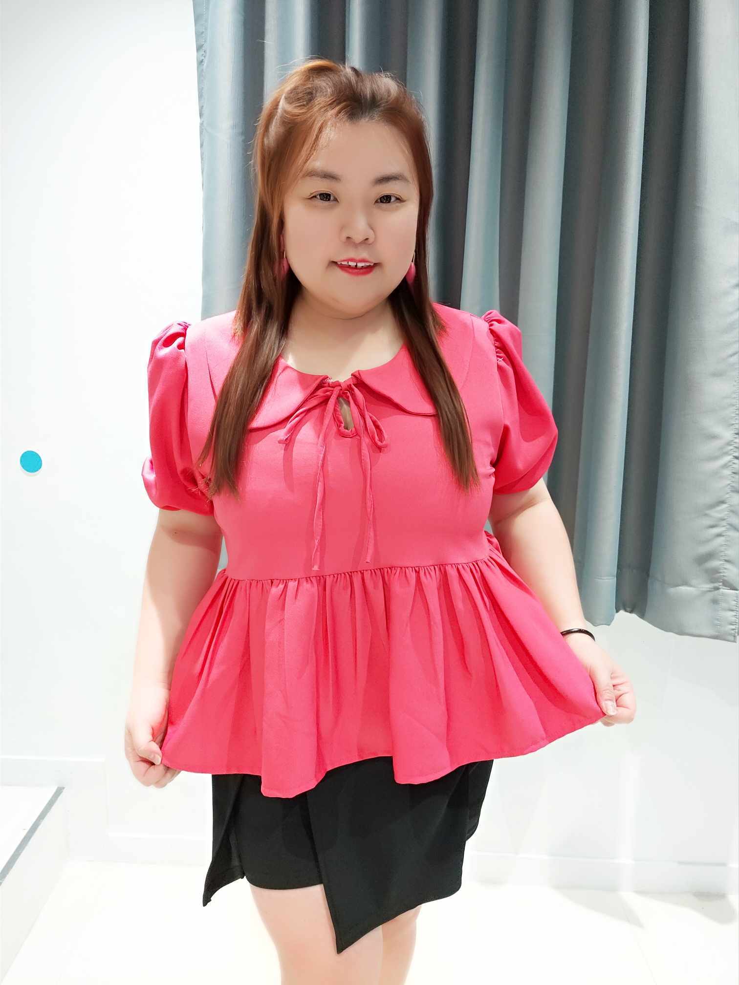 ENB05 娃娃领泡泡袖上衣