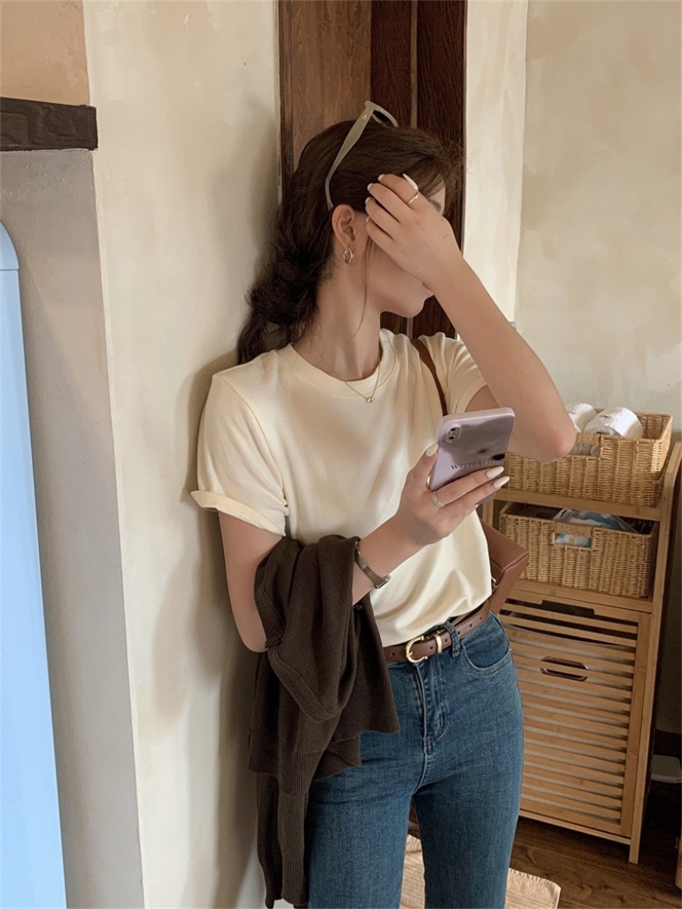 Cloudy Puff Round Neck Tee 云朵泡泡纯色圆领磨毛Tee (11 Colours)