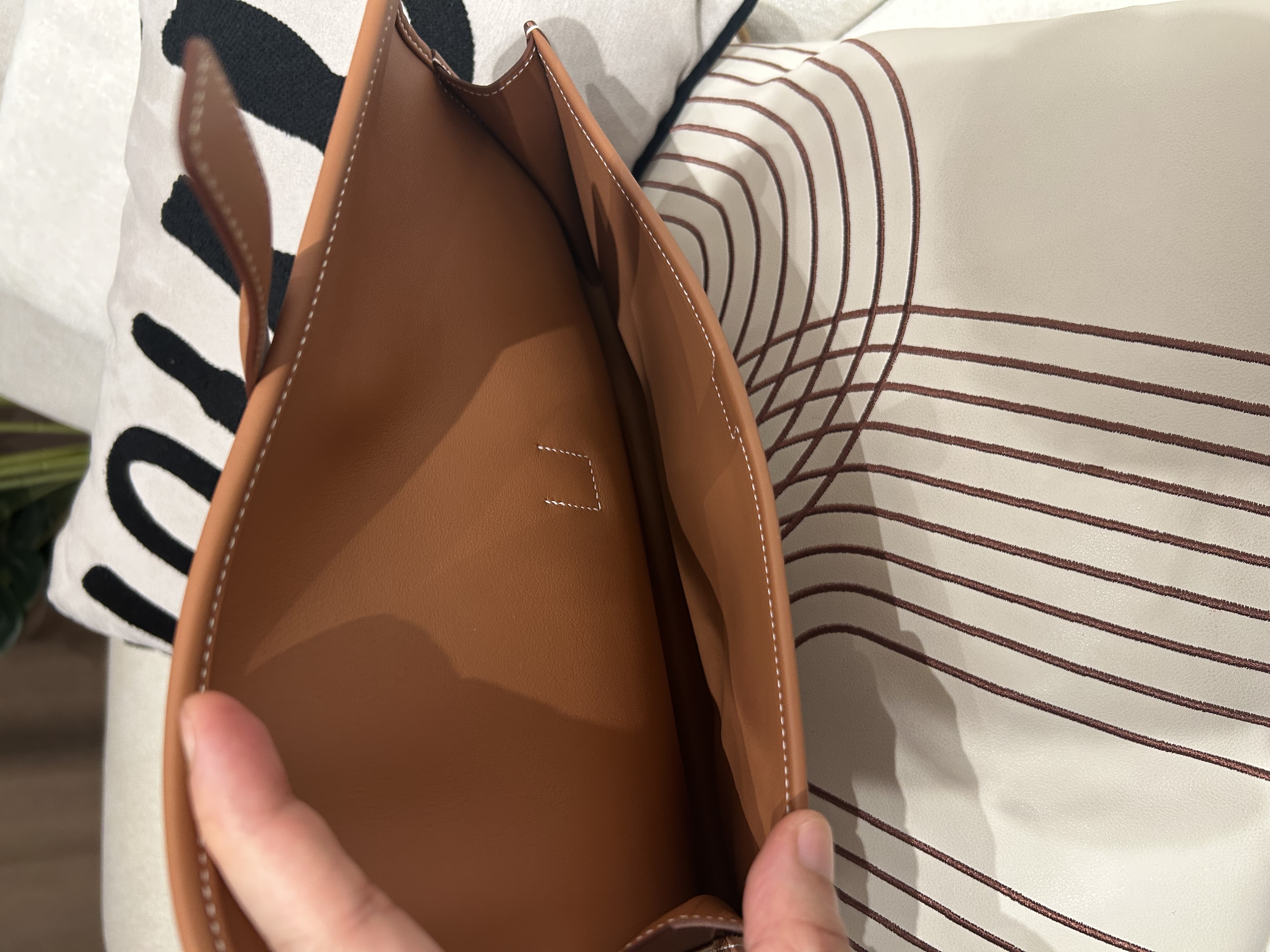 HERMES Jige Elan 29 Stamp U Clutch gold Calfskin 100%Authentic, 99%new ✅box