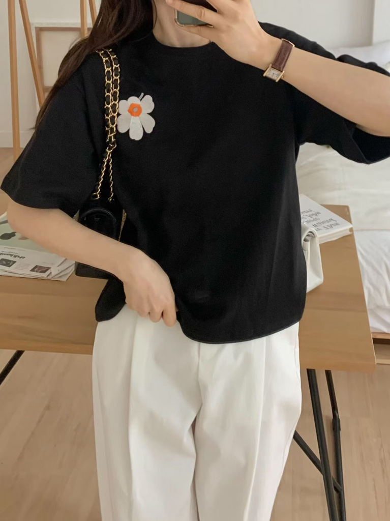 AQ poppy flower tee