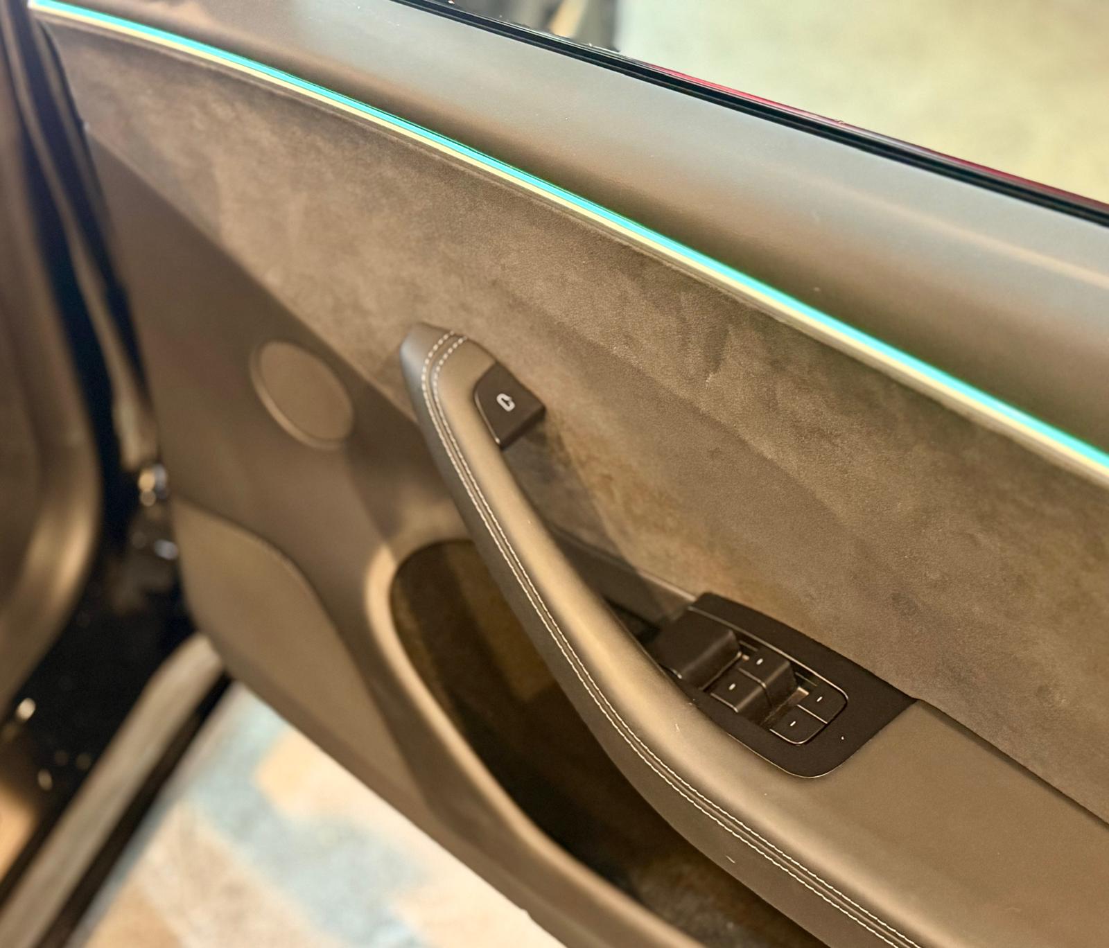 TESLA Model 3 Highland Performance 2024