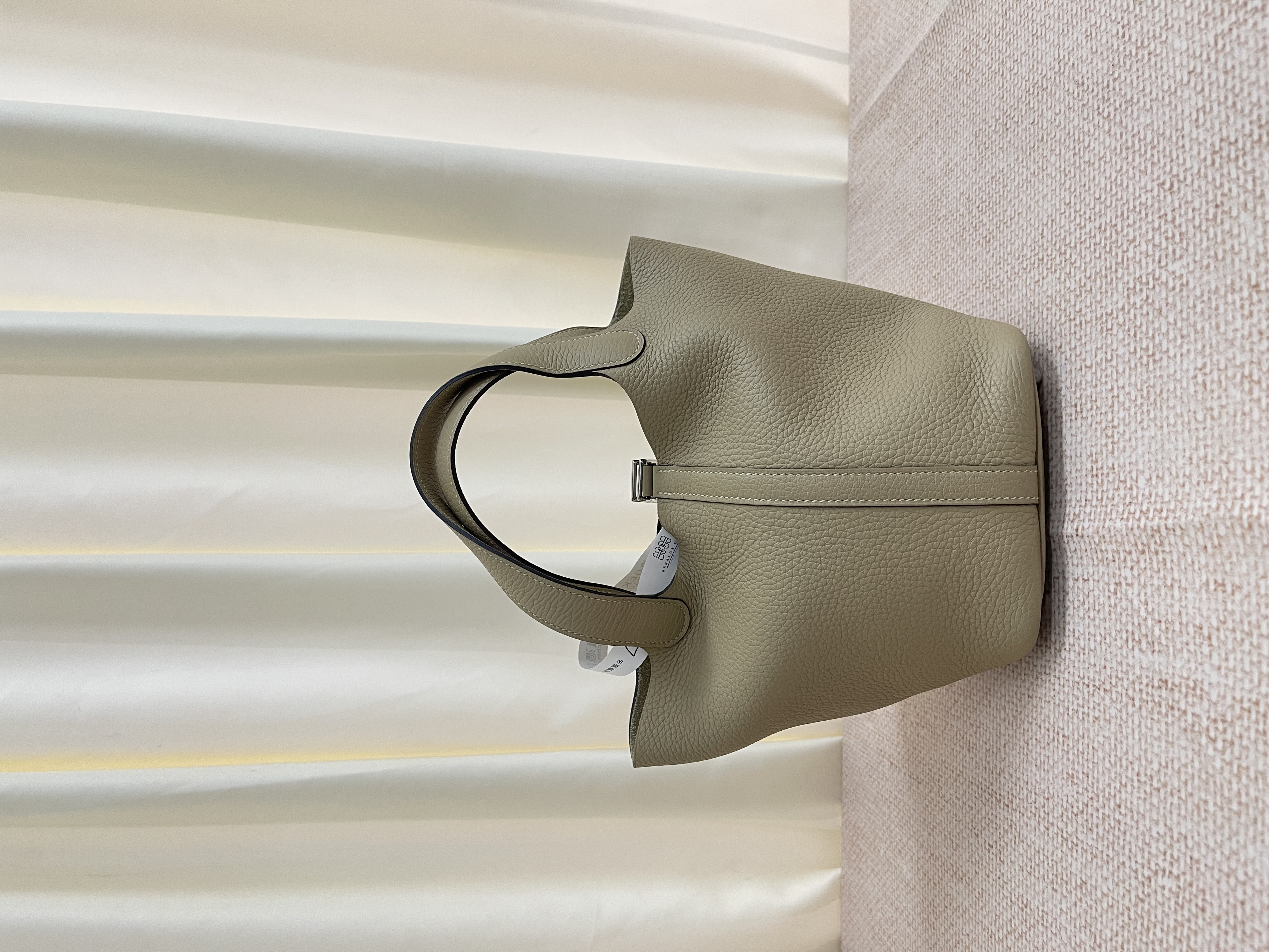 Pre-owned Hermes P18/ Stamp Y/ Product Code: 26051501