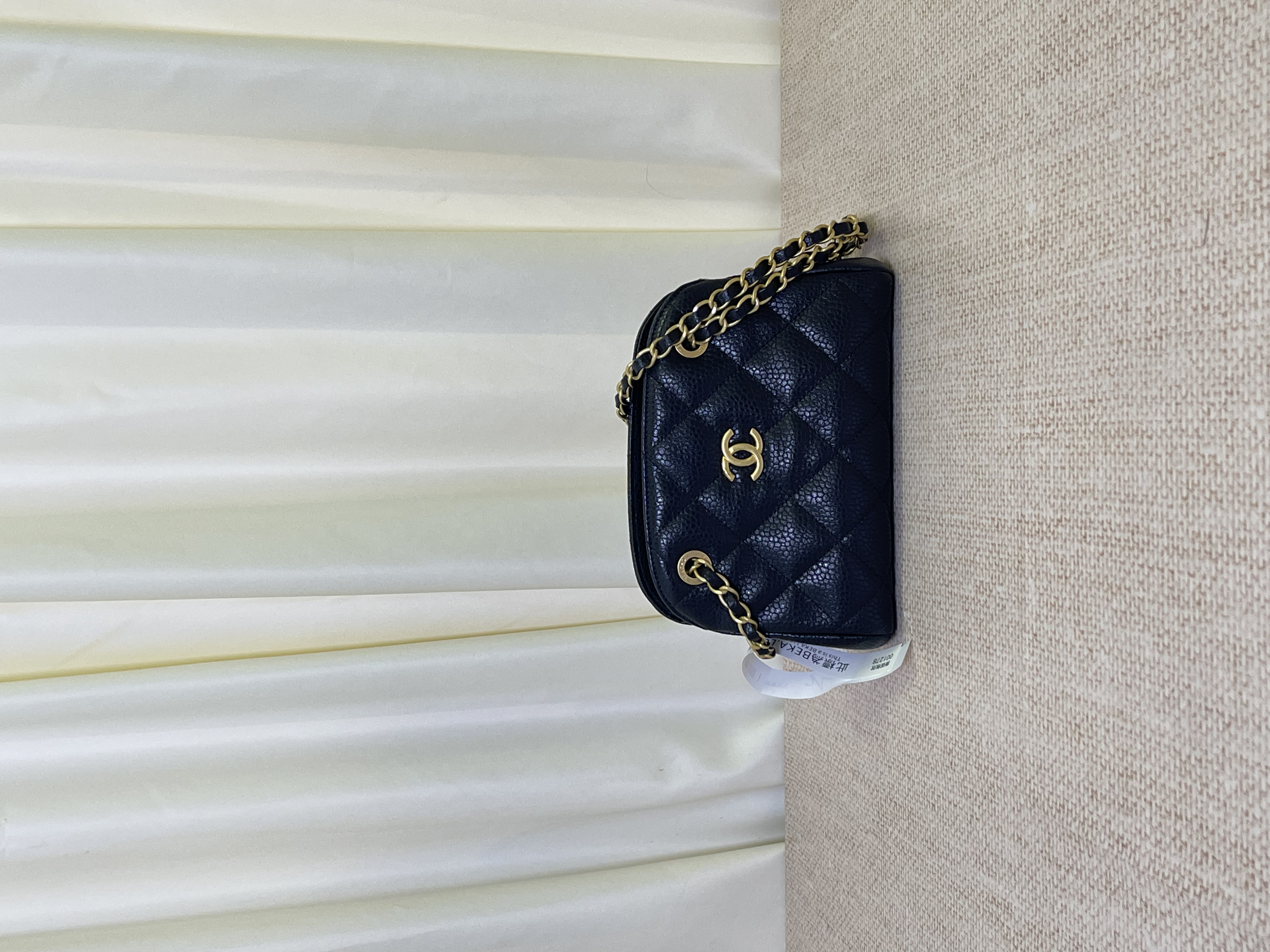 Pre owned Chanel 24K clutch with chain caviar / Product Code: 26031102