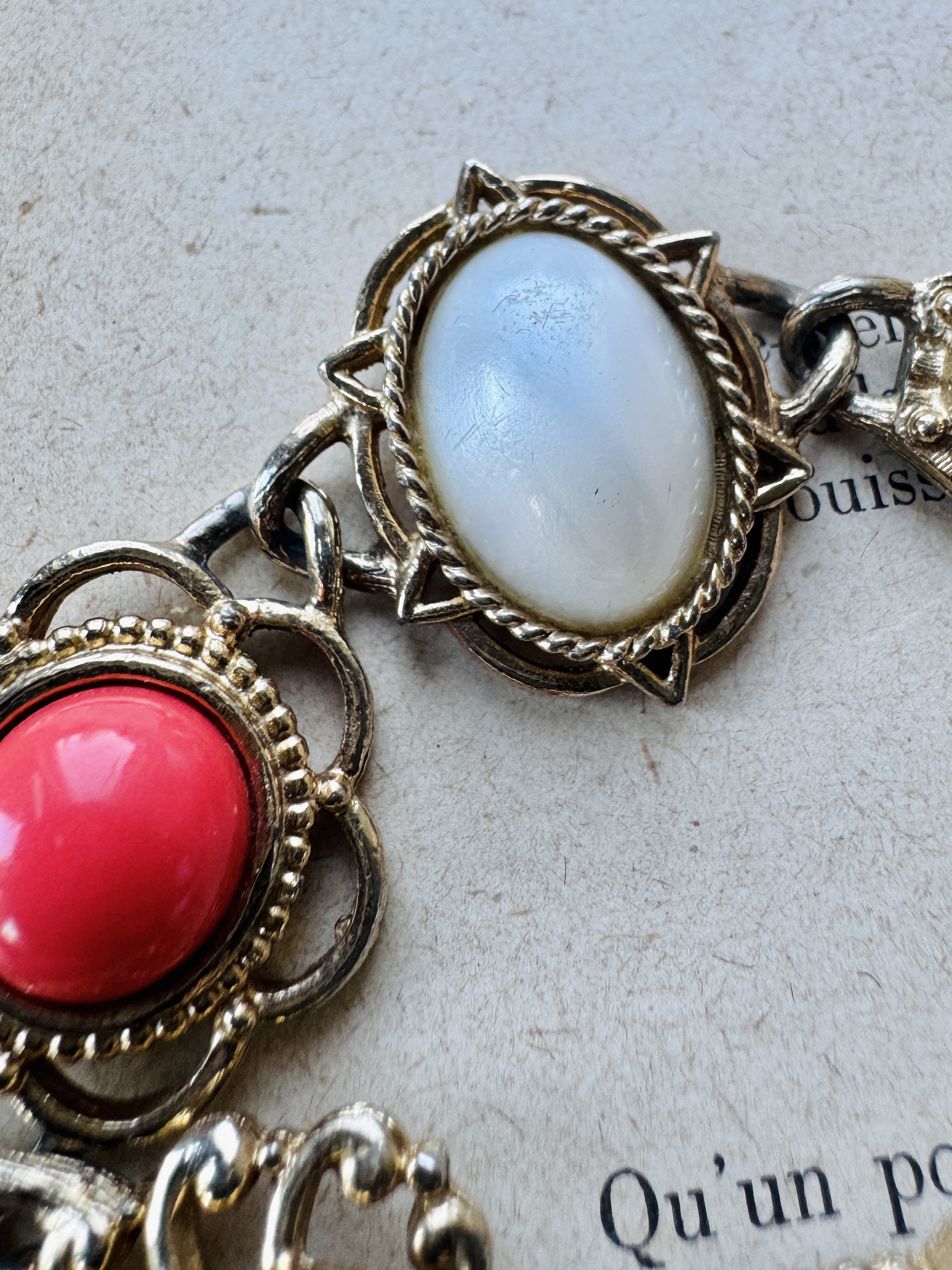 Vintage Sarah Coventry Made in Canada Victorian Revival Style Bracelet (MT2643)