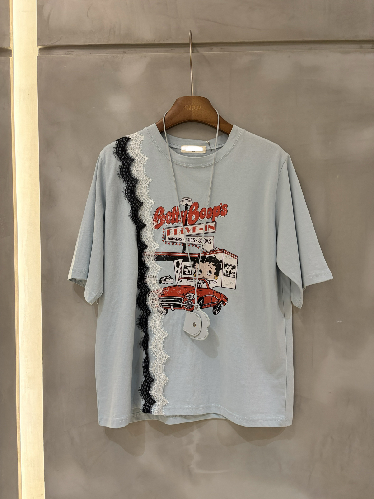 粉藍色Betty tee