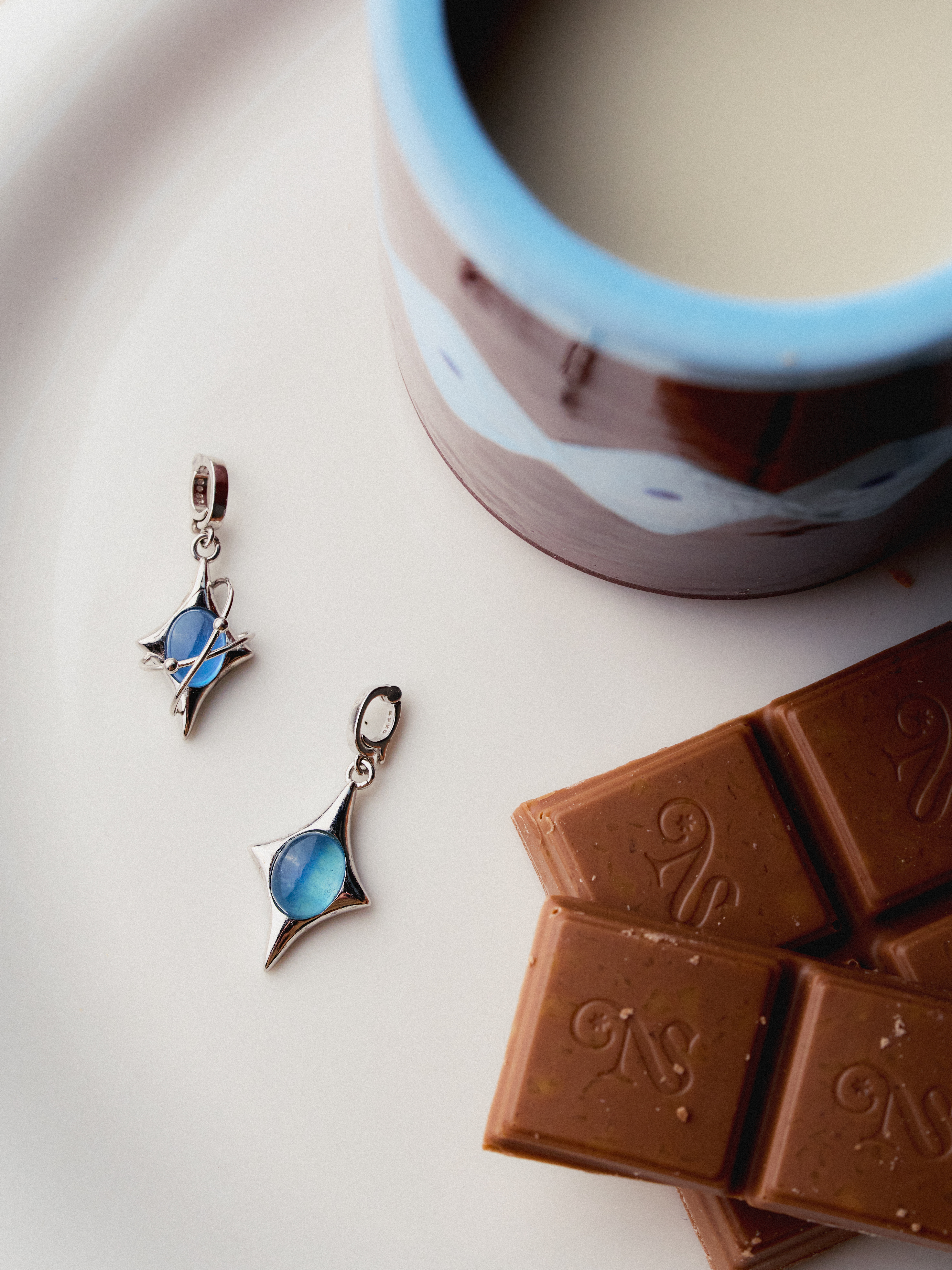 Mocha Bleu Pendant