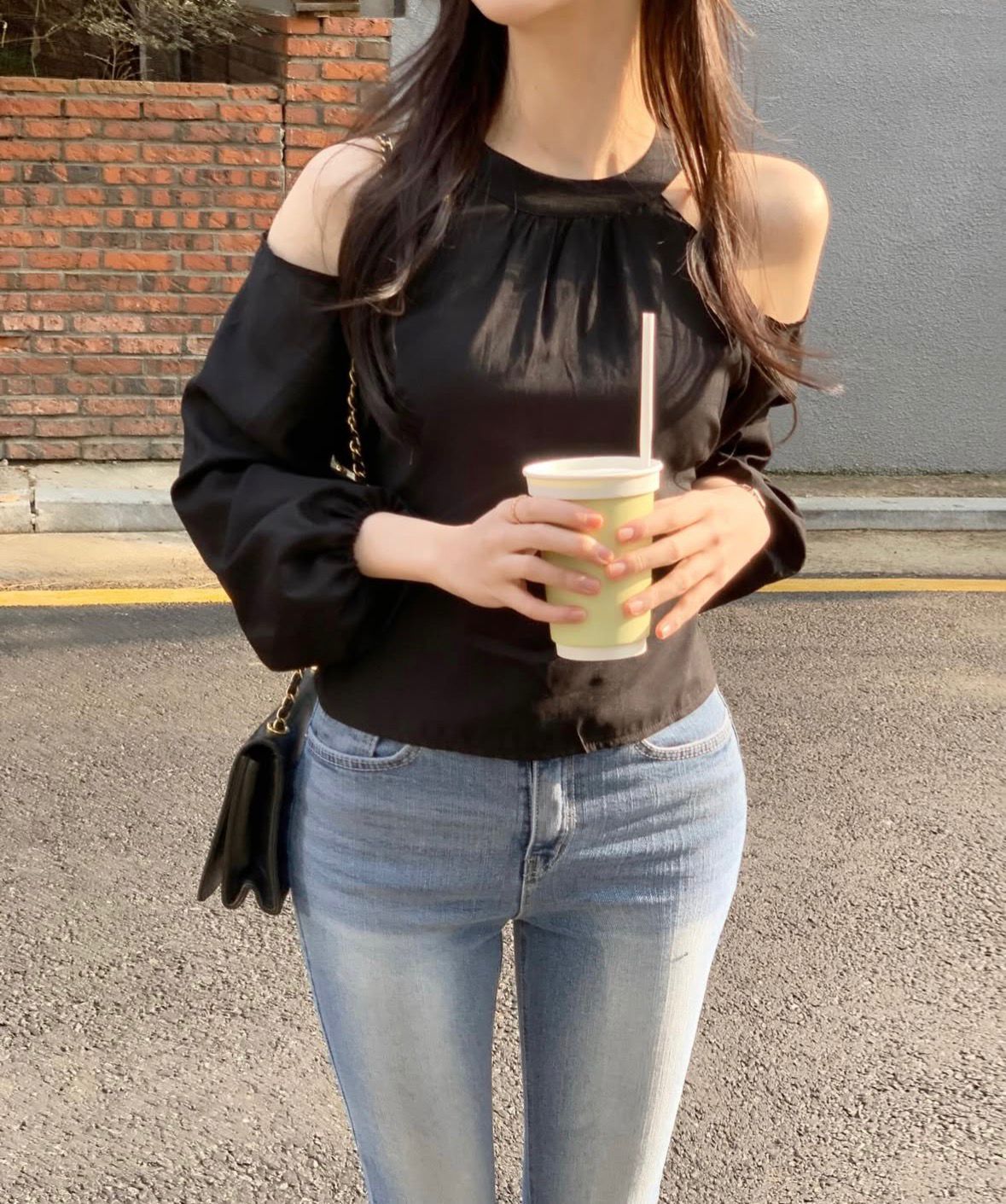 【溫柔氣質】圓領露膊修腰雪紡上衣