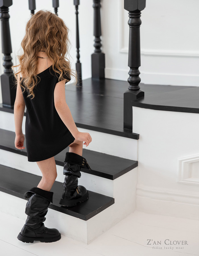 🇰🇷ZAN CLOVER one piece