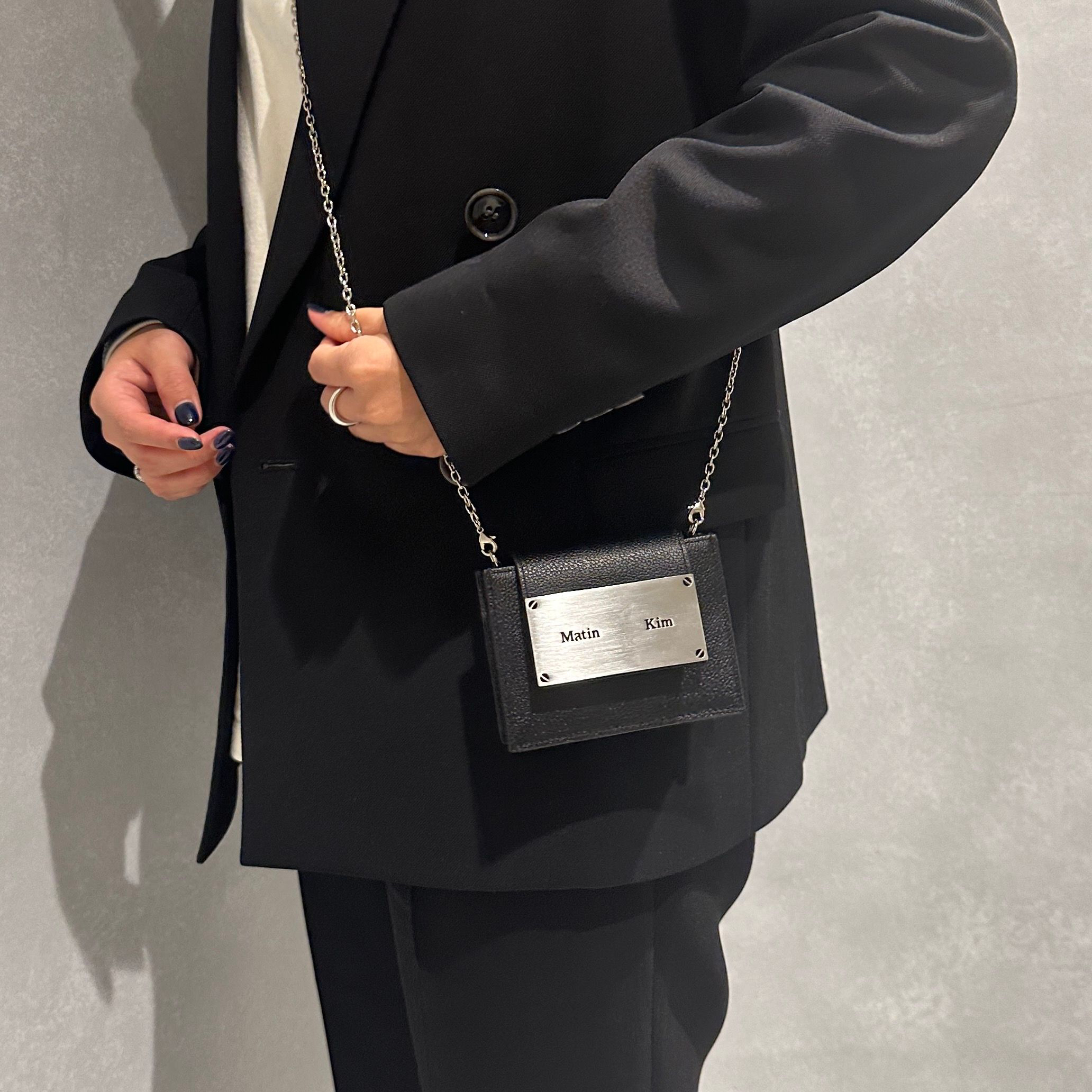 正規品販売！正規品販売！Matin Kim カーゴ クロス ミニバッグ