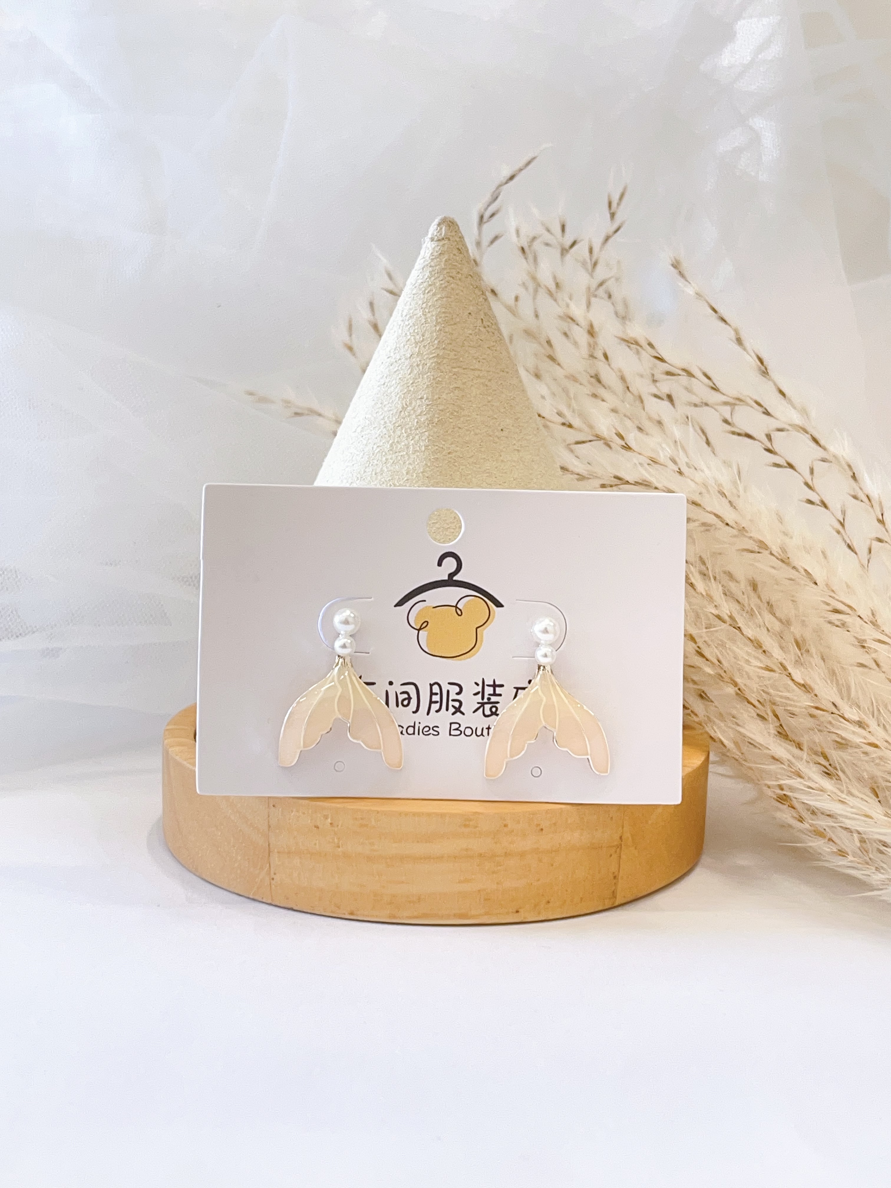 法式鱼尾珍珠耳环