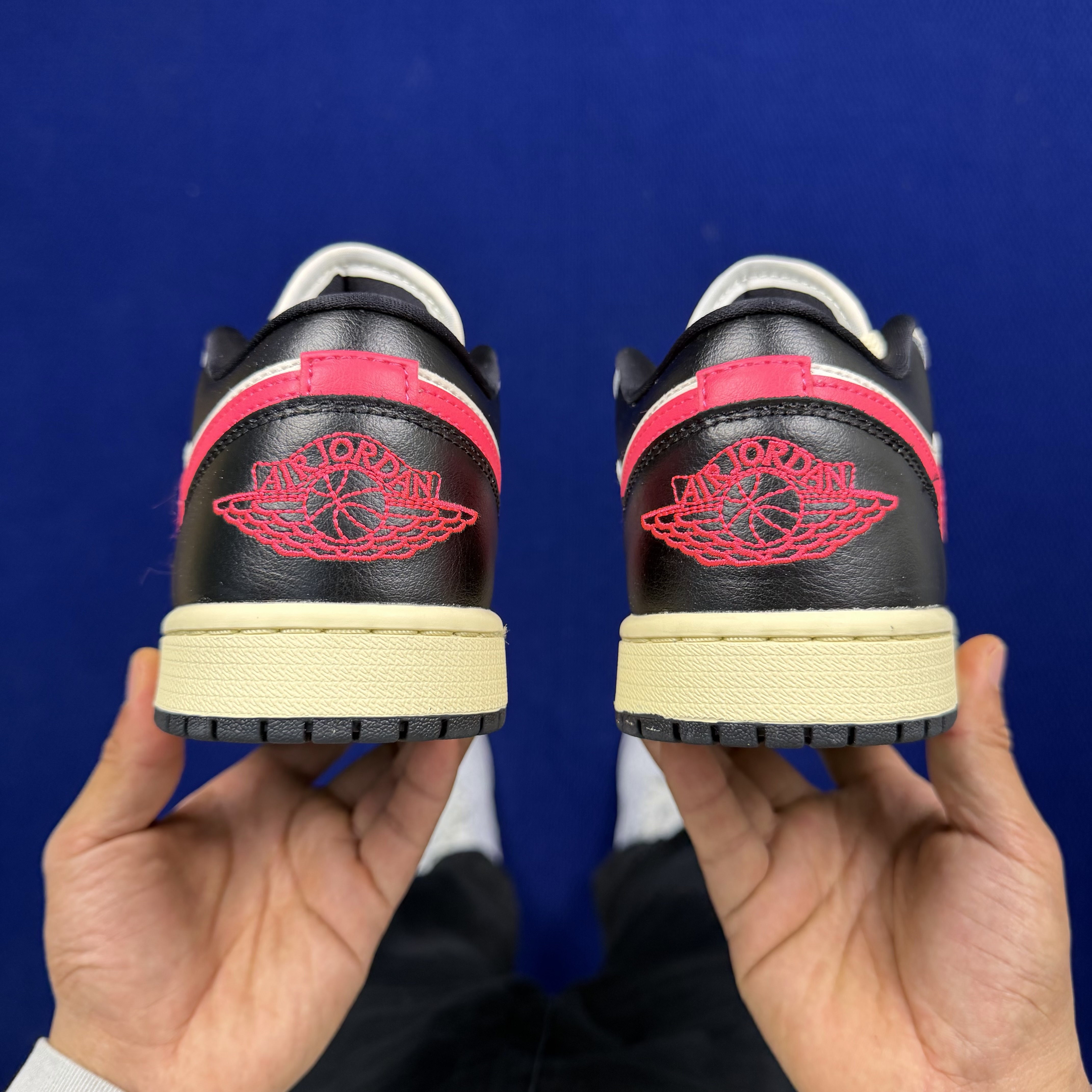 Nike Air Jordan 1 Low DC0774-107