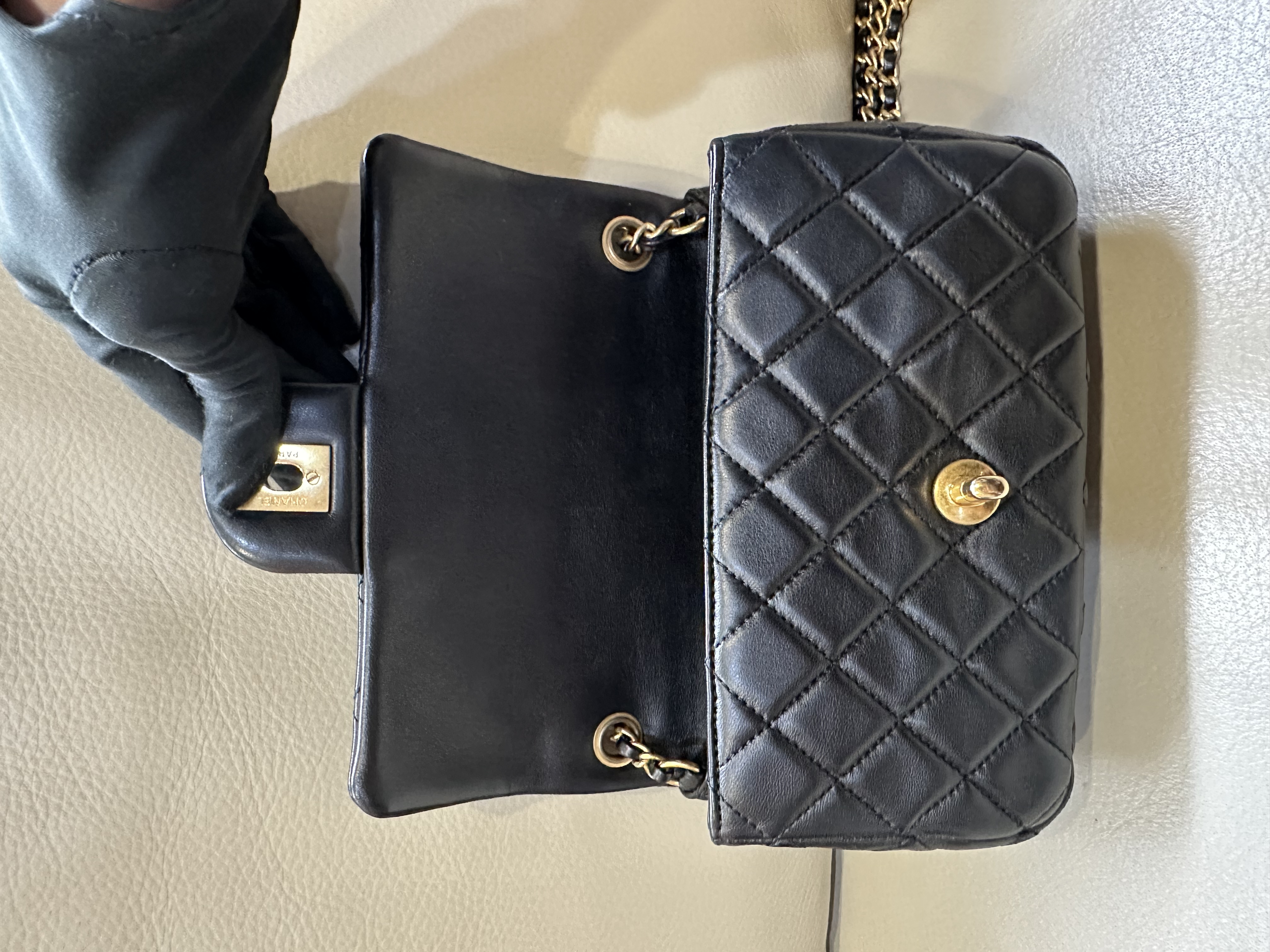 Pre-owned Chanel Mini Rectangular Pearl Crush Flap Bag / Product code :26040514