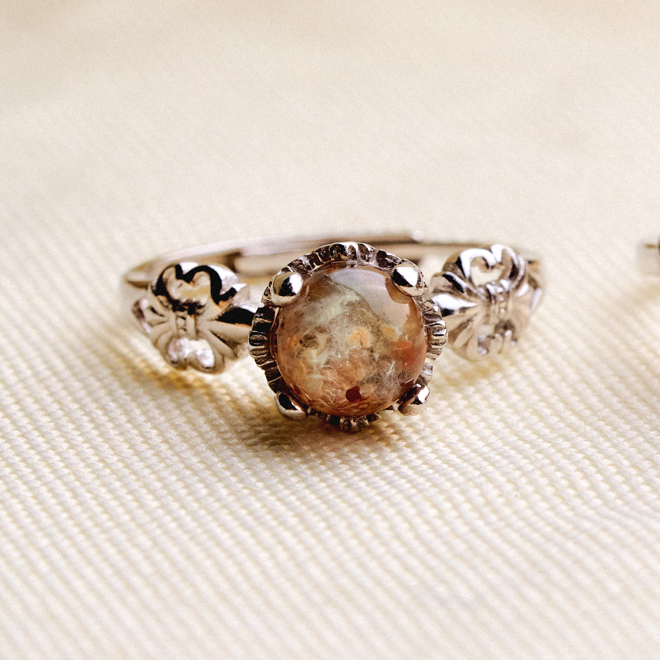 Macaroon Mood Ring