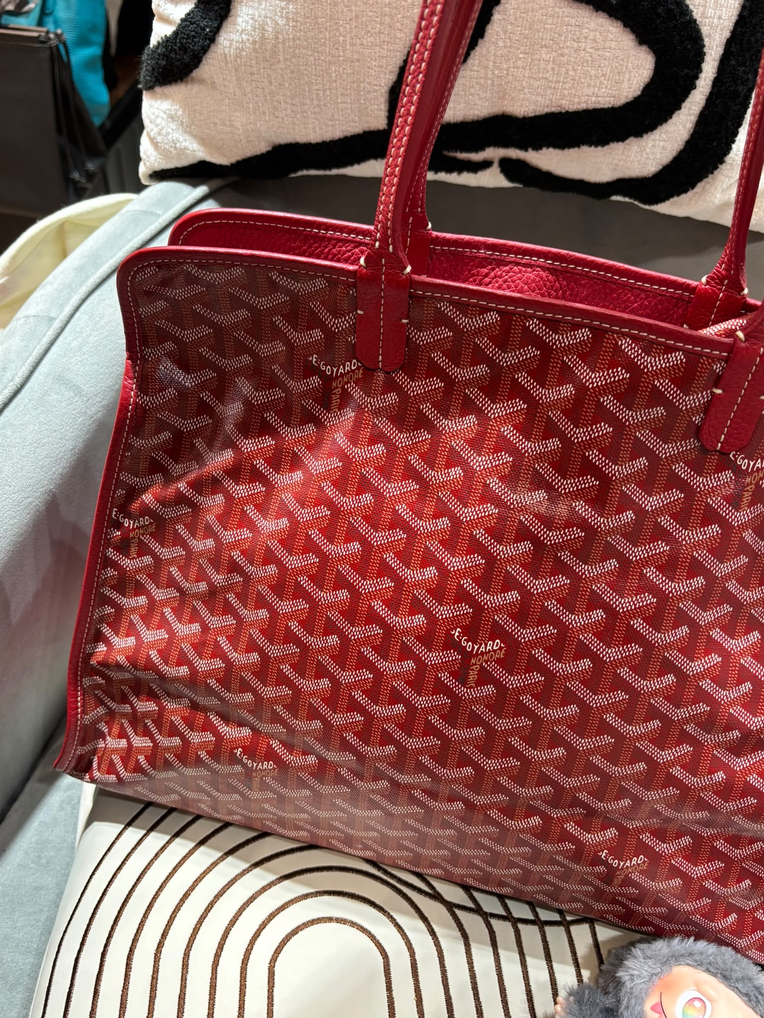 Goyard hardy pm tote bag Red 100%Authentic, 90%new 