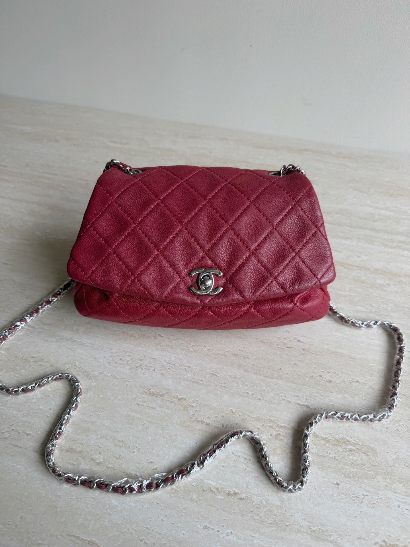 【預訂貨品】Chanel紅色菱格元寶包 