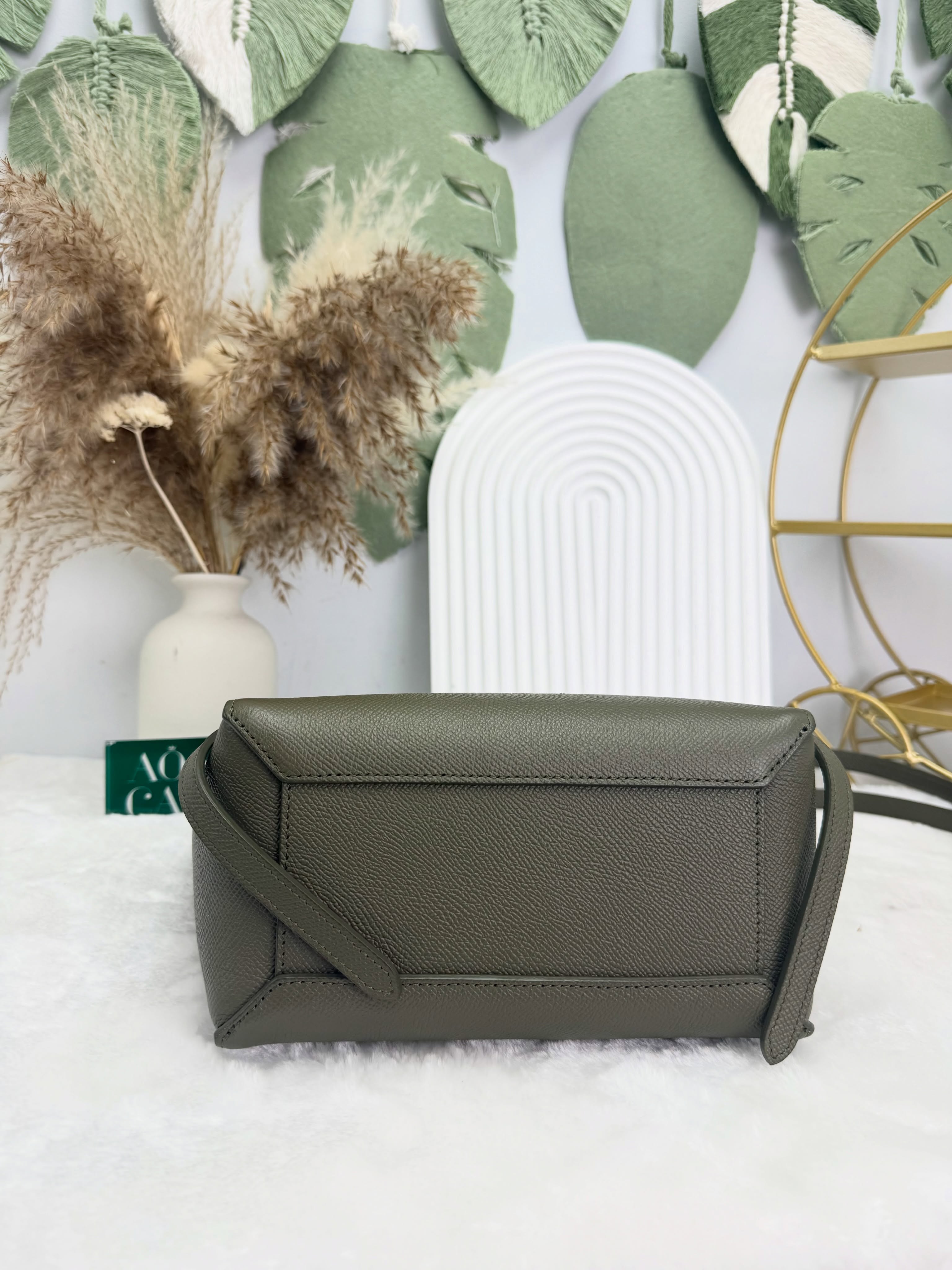Celine👜 PRE OWNED 🛍️💚Belt Nano軍綠色金扣 有塵袋💼 