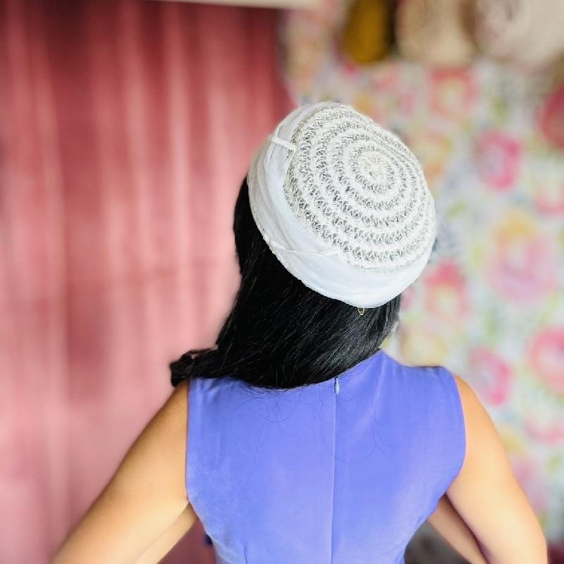 Vintage C.a. 1950s Summer Straw White Pillbox / 1950s Hat (MT964