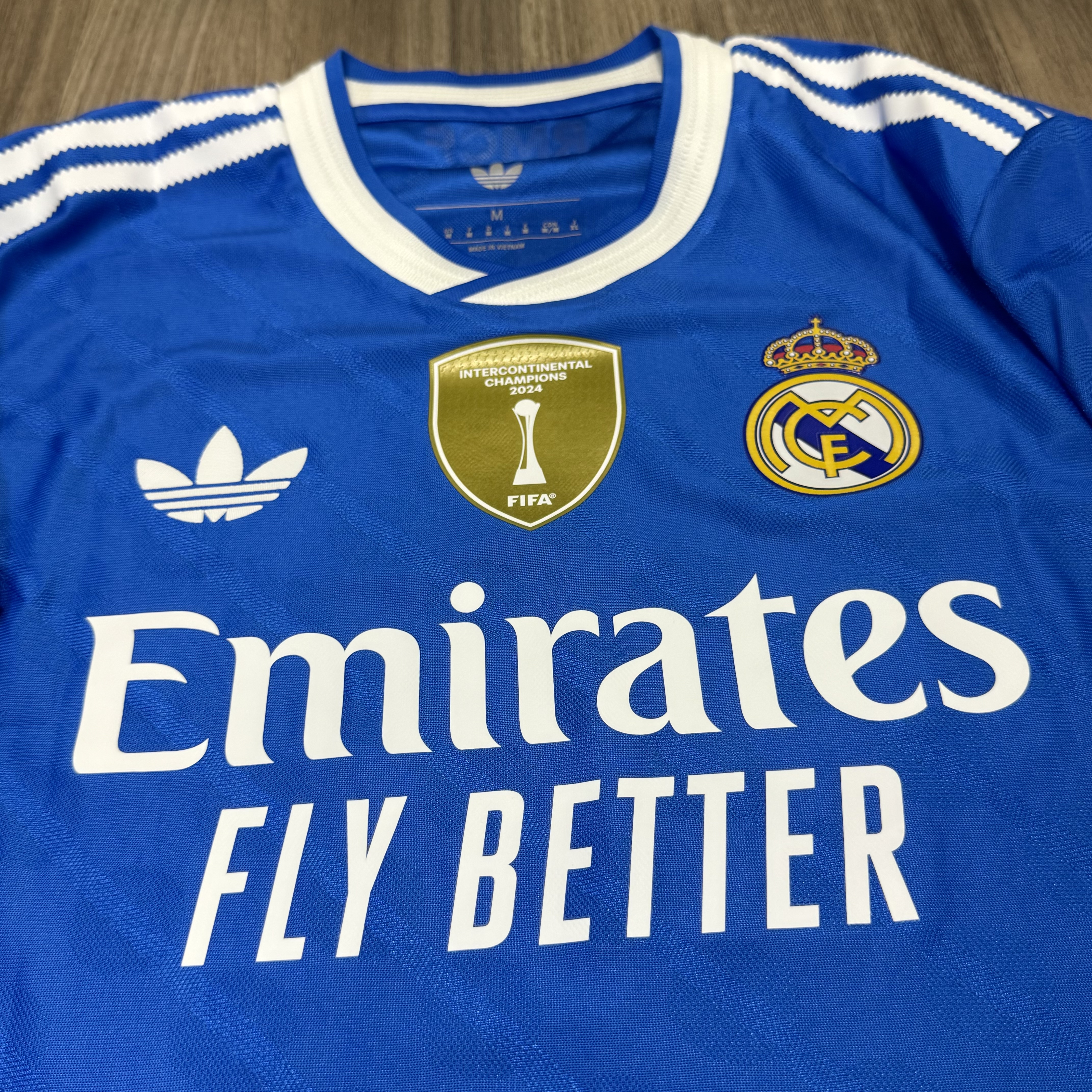 Real Madrid 25/26 player issue away shirt #8 Valverde