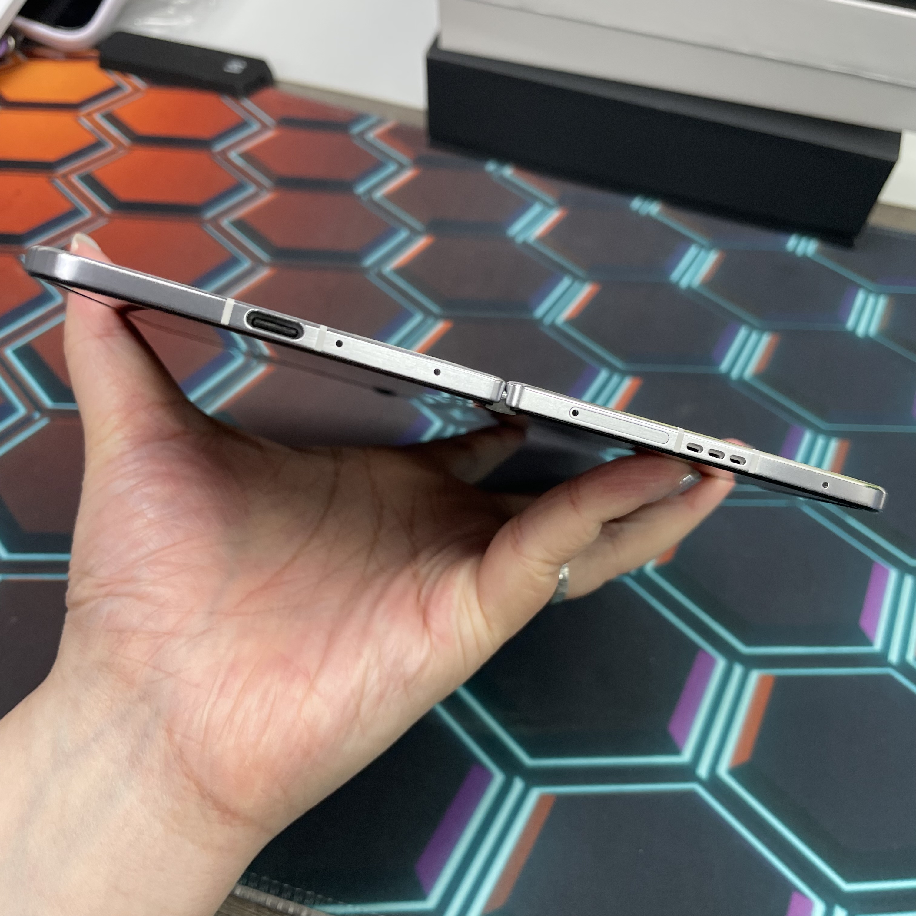 *7763 Oppo Find N5 完美機 16+512GB 白色 white