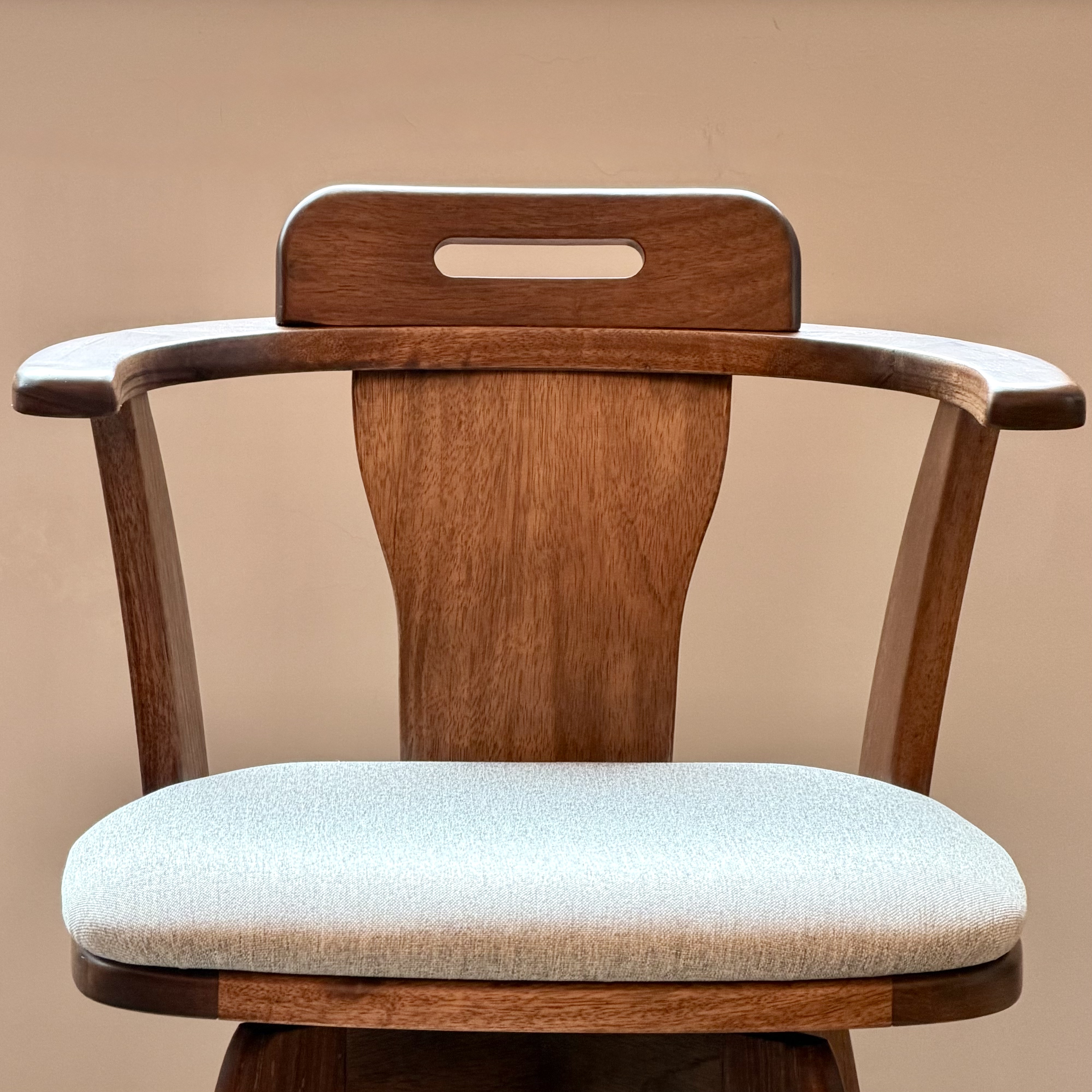 新品推介 COUNTRY  Swivel Chair
