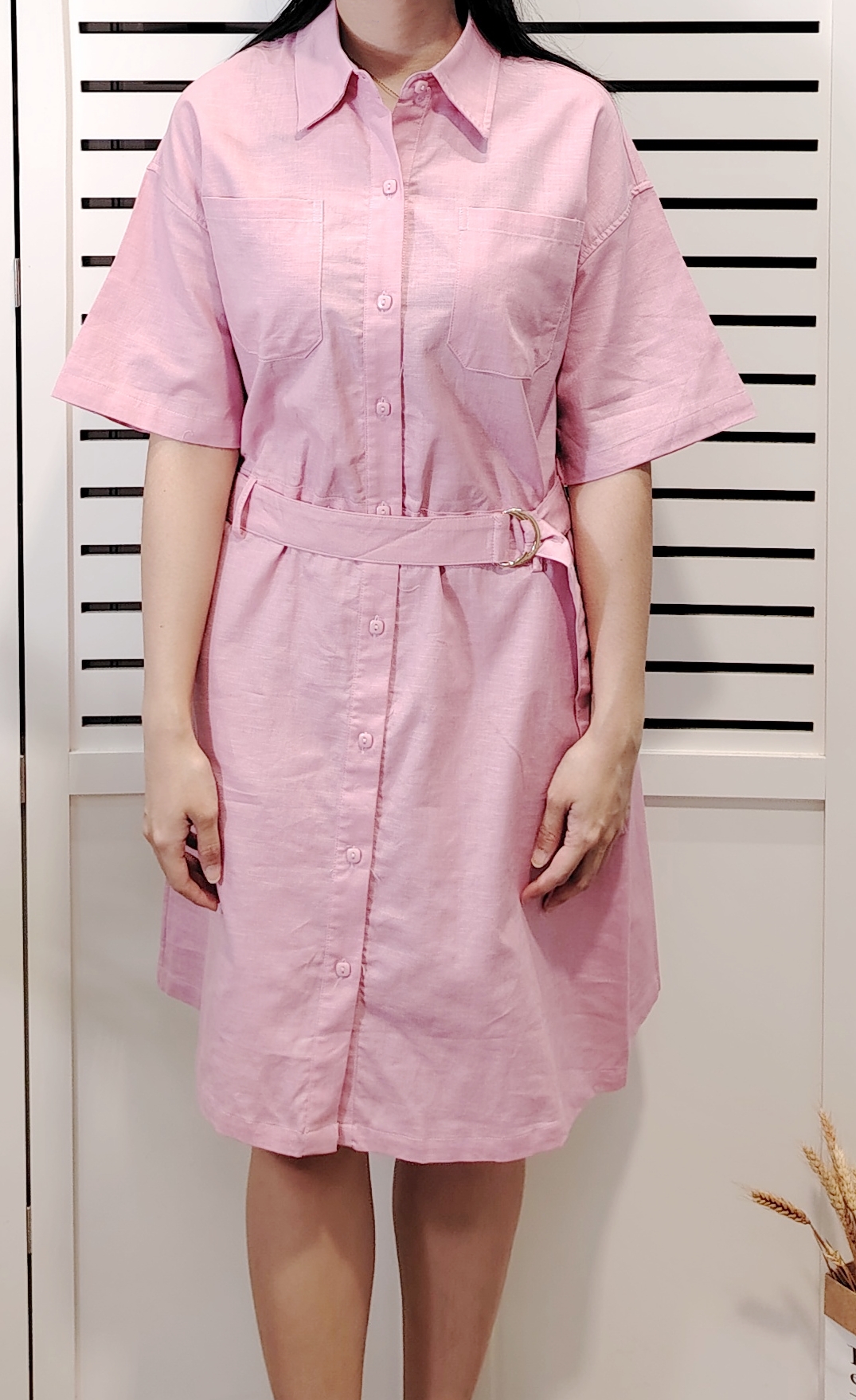 H9382 Collar Dress With Belt