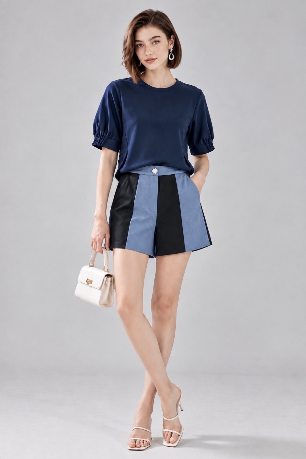 310031 Soft Puff Sleeve Knit Top