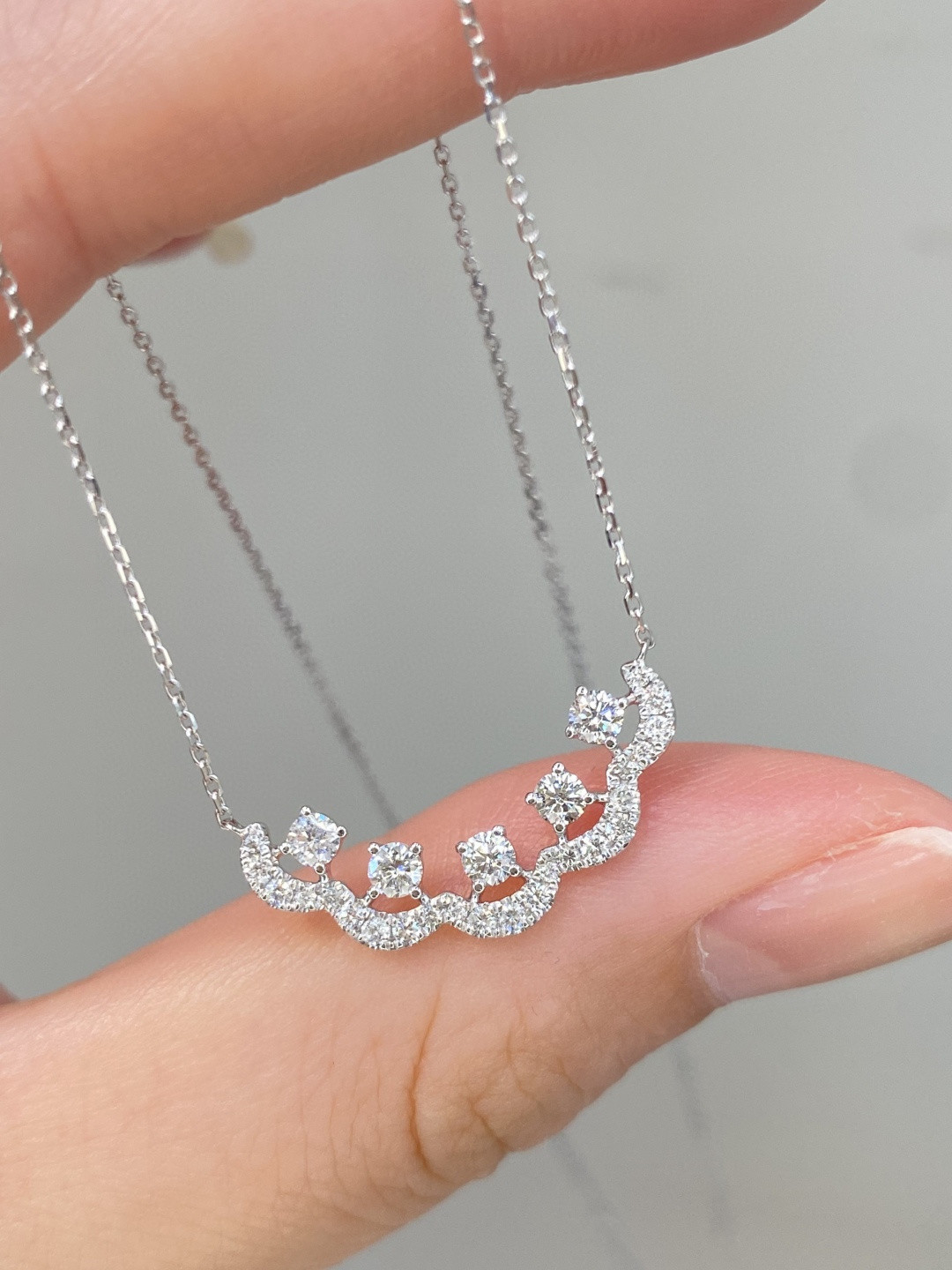 18K Diamond Necklace 