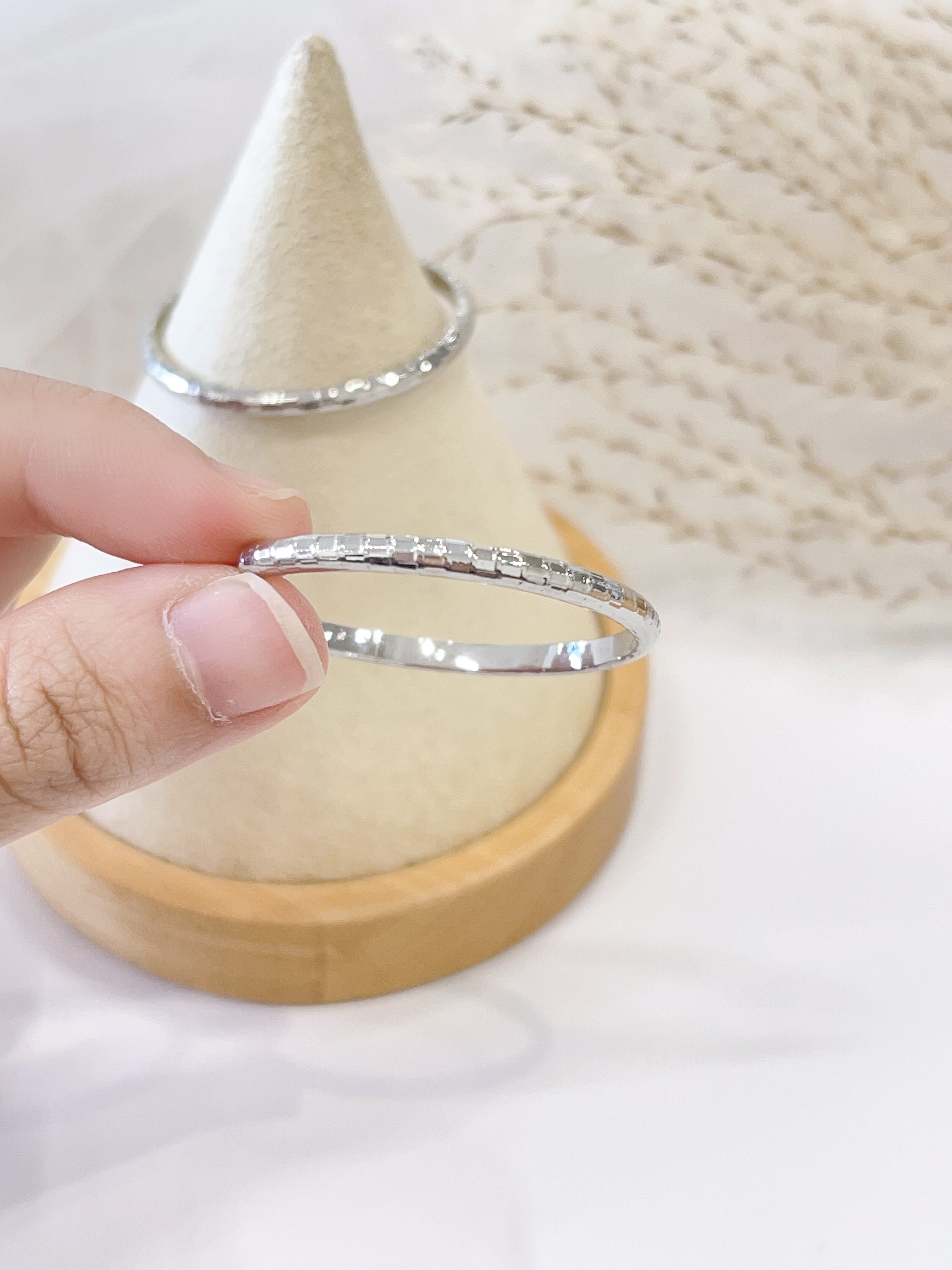 简约小线条设计耳环