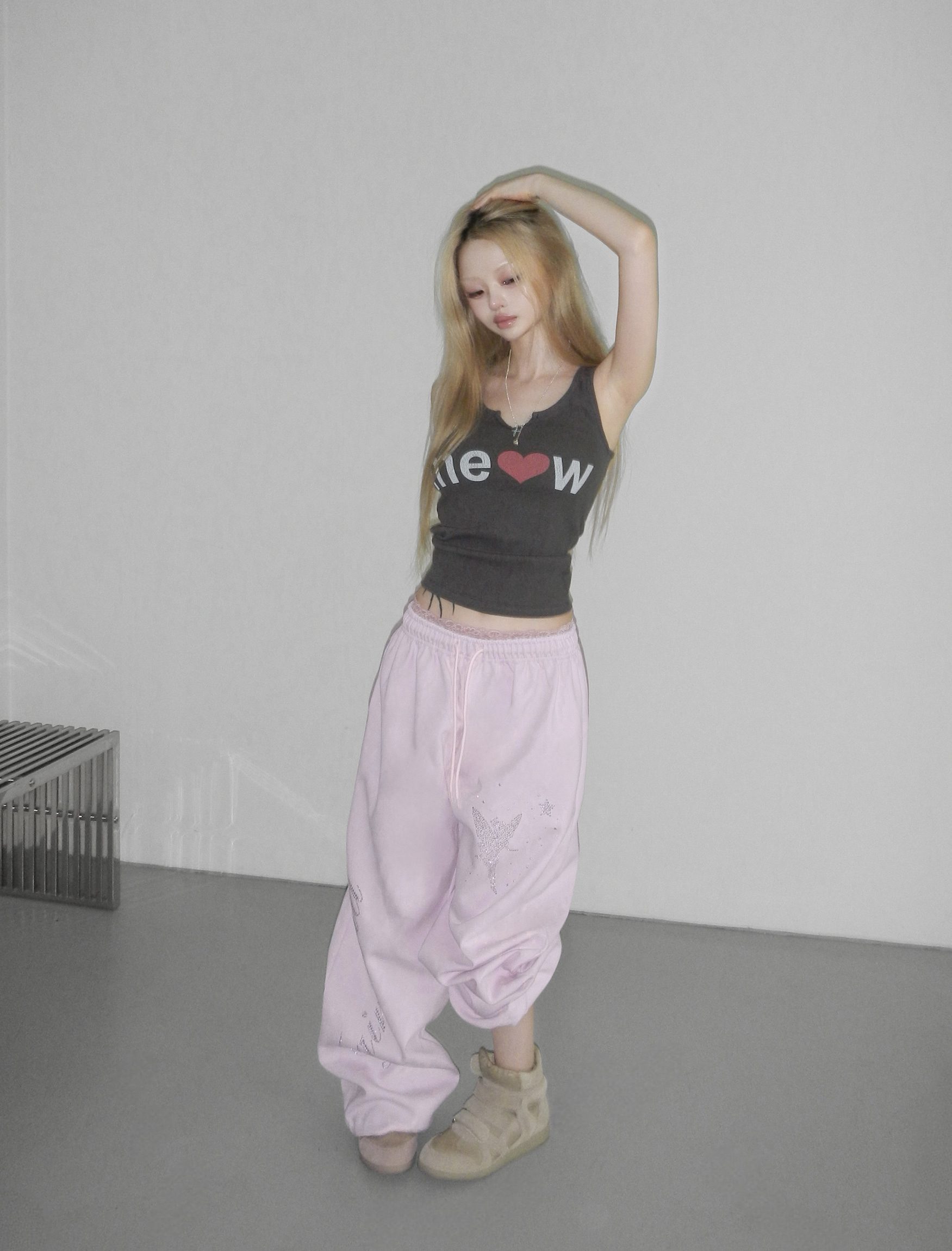 Ribbed Heart Graphic Tank Top