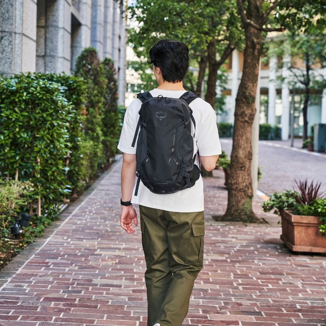 【全黑特別版】Osprey Hikelite 26 登山背包